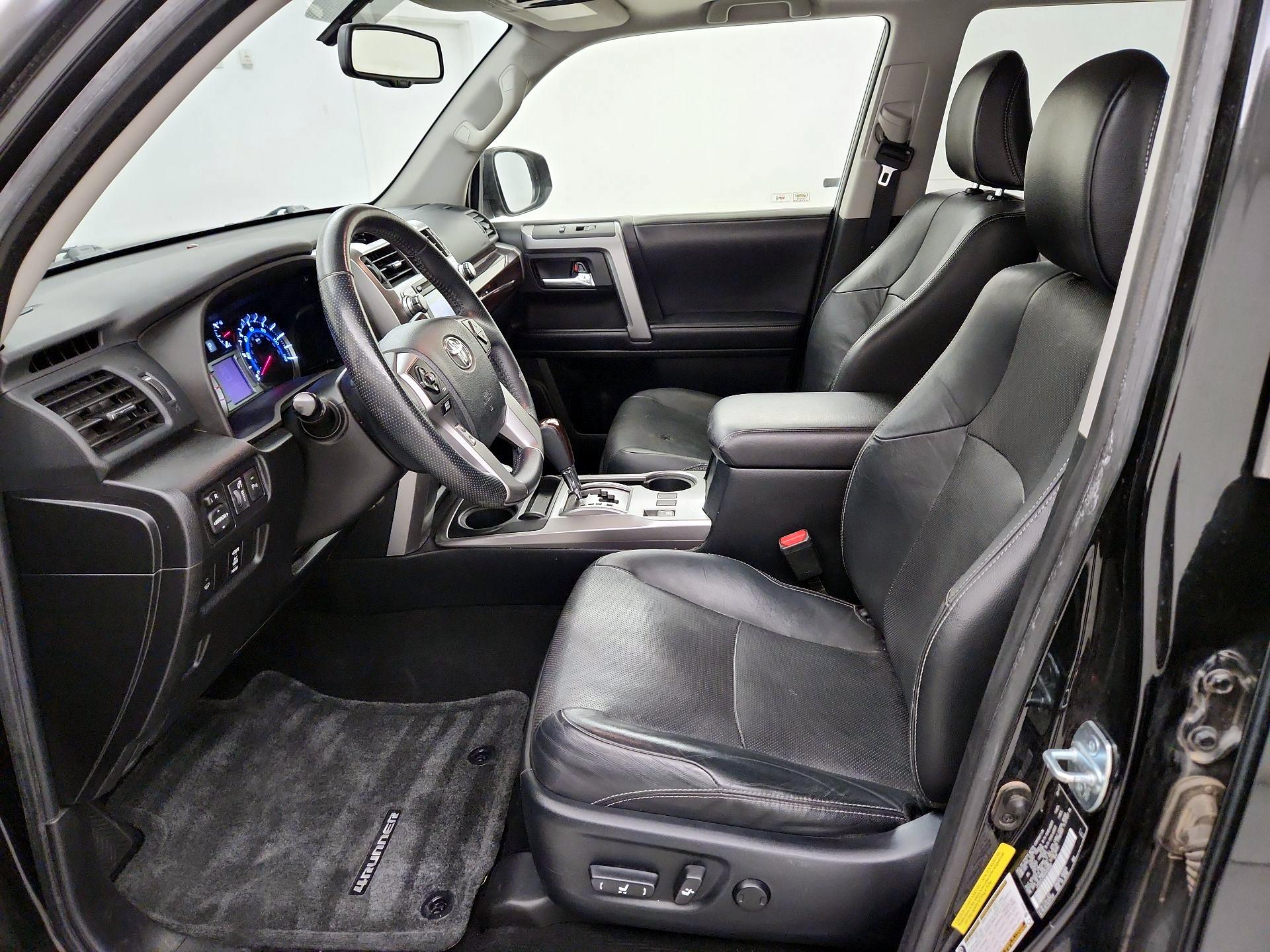 Thumbnail: 2017 Toyota 4Runner - 11