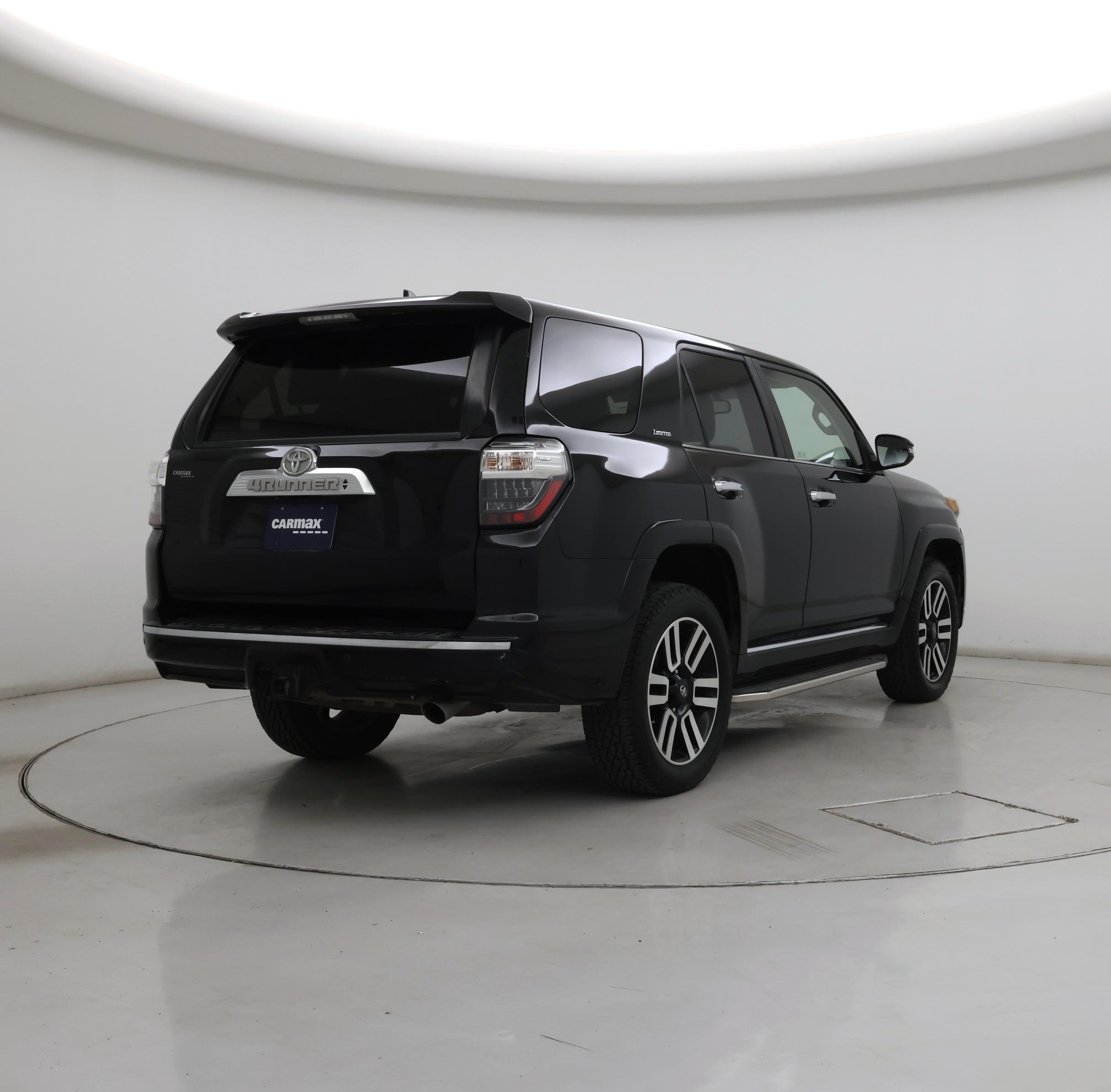 Thumbnail: 2017 Toyota 4Runner - 8