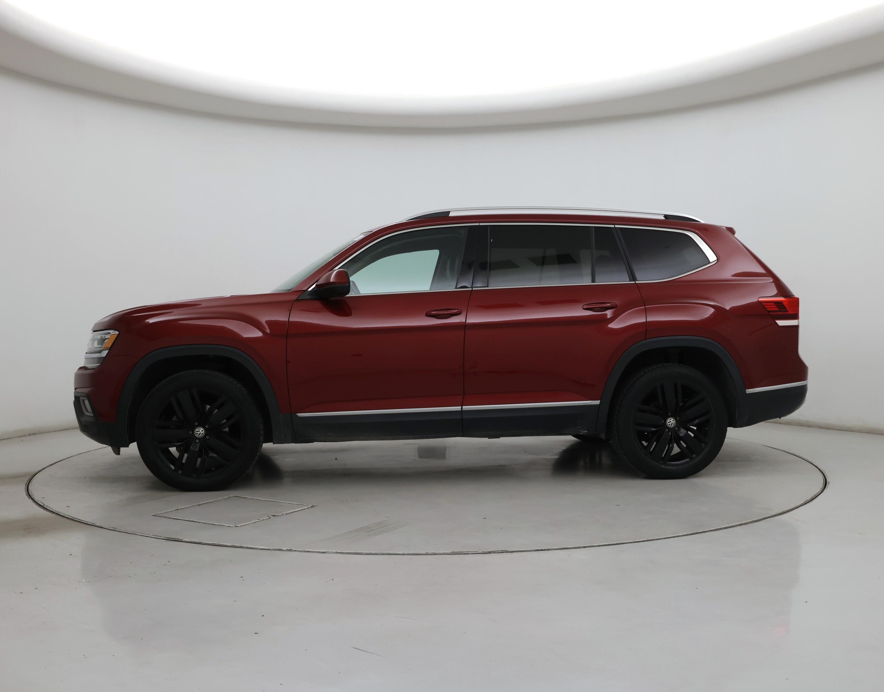 Thumbnail: 2018 Volkswagen Atlas - 3