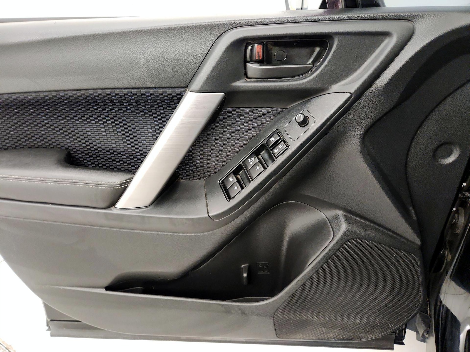 2017 Subaru Forester Base - Photo 13
