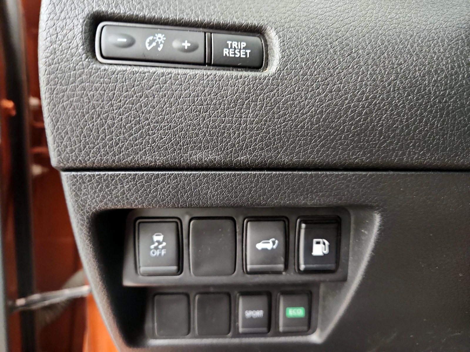 2018 Nissan Rogue SV - Photo 14