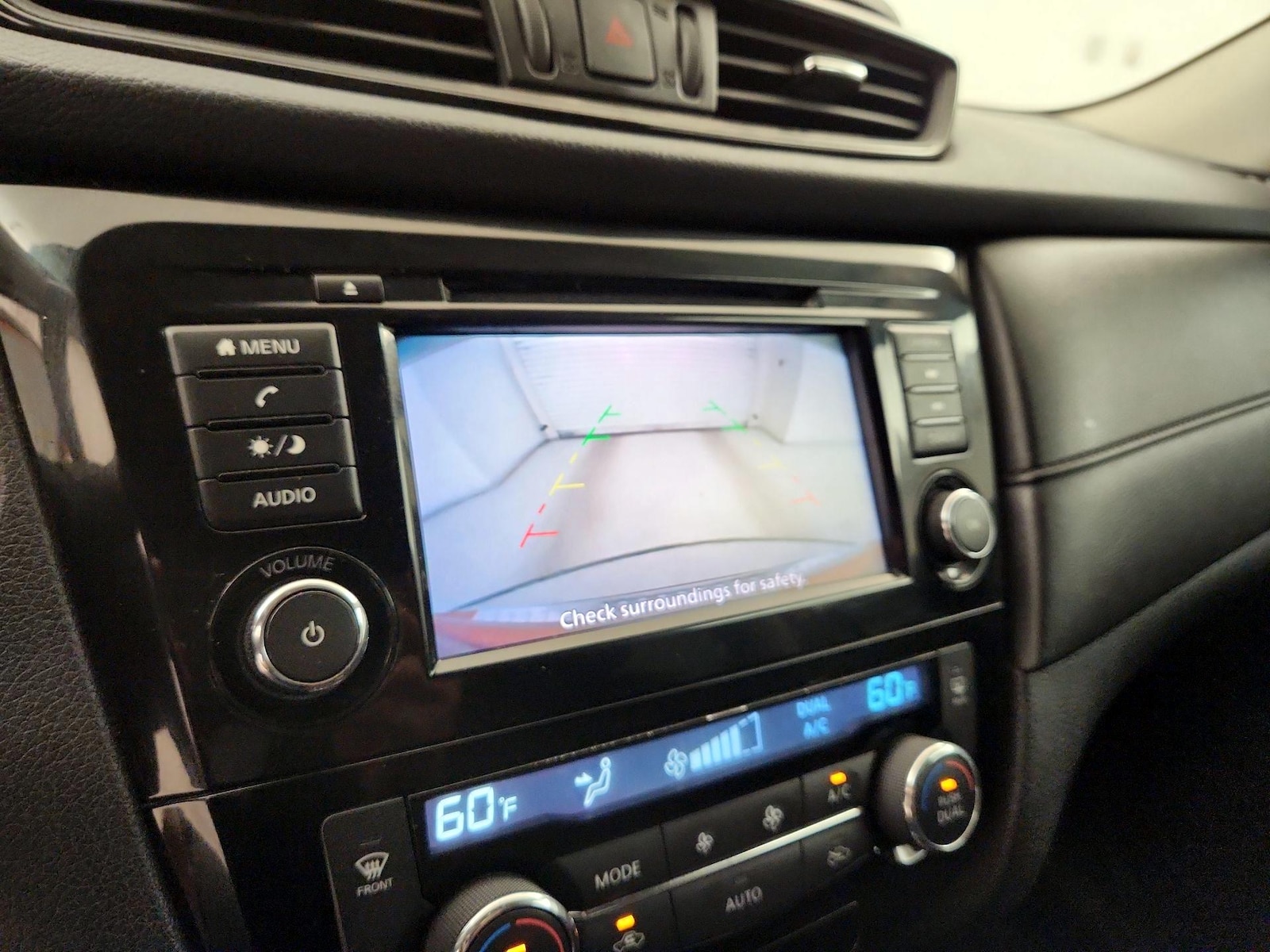 2018 Nissan Rogue SV - Photo 15