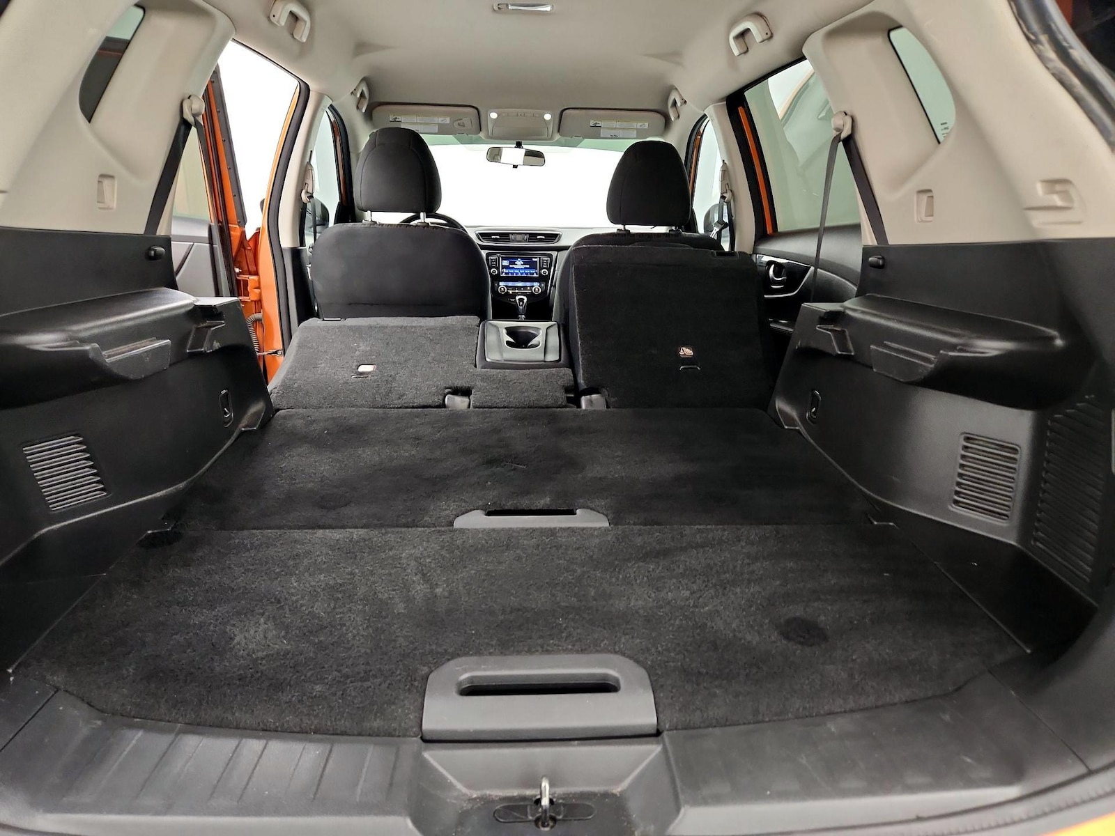 2018 Nissan Rogue SV - Photo 22
