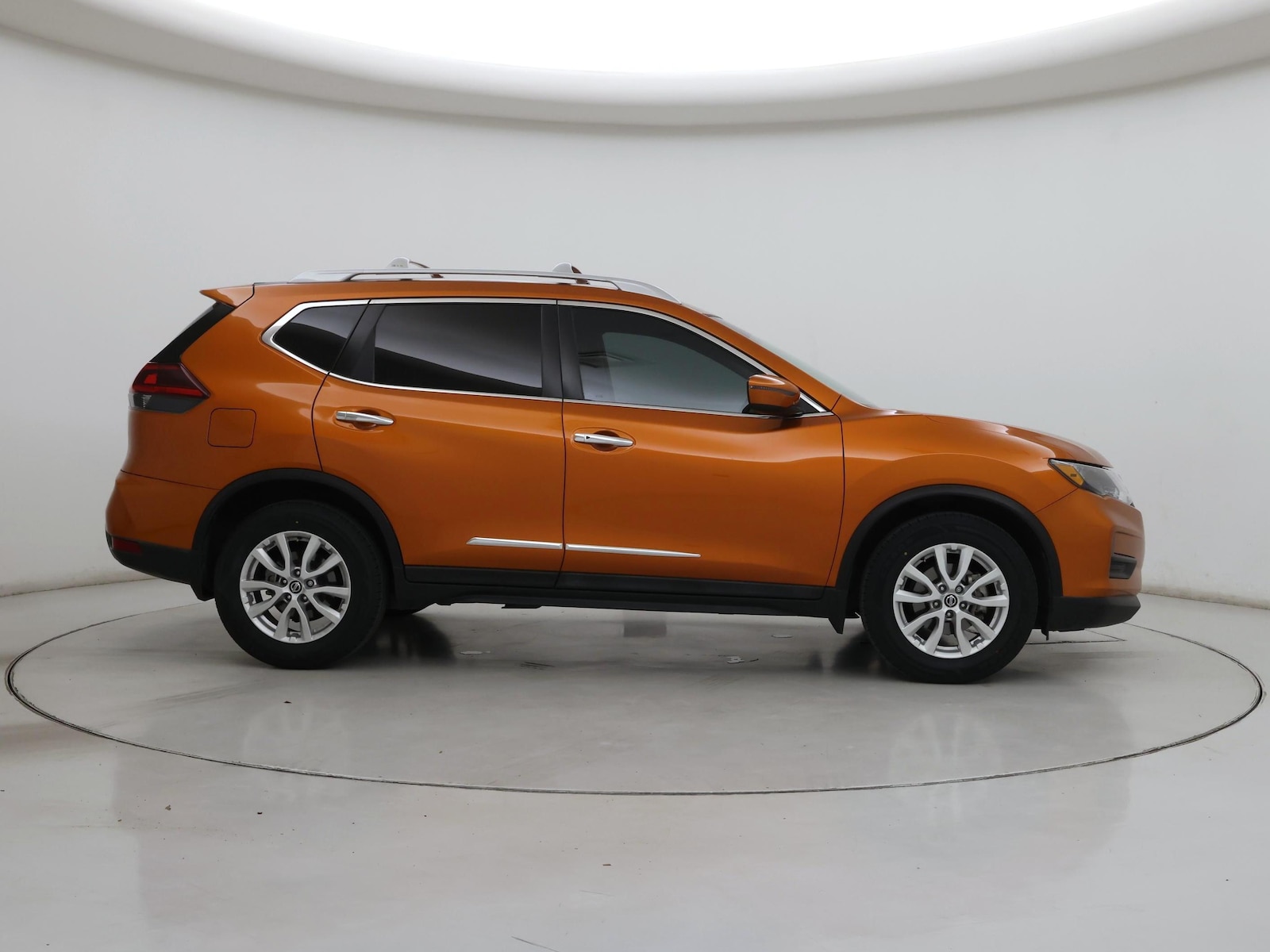 2018 Nissan Rogue SV - Photo 8