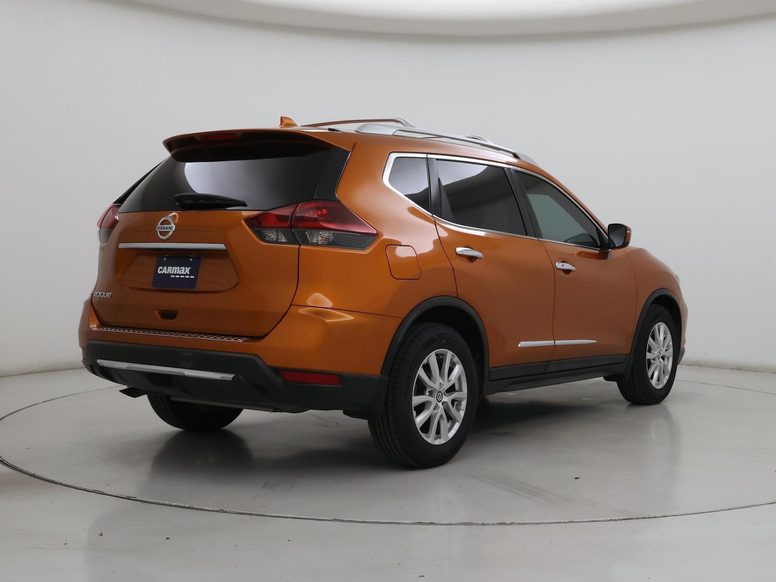 2018 Nissan Rogue SV - Photo 9