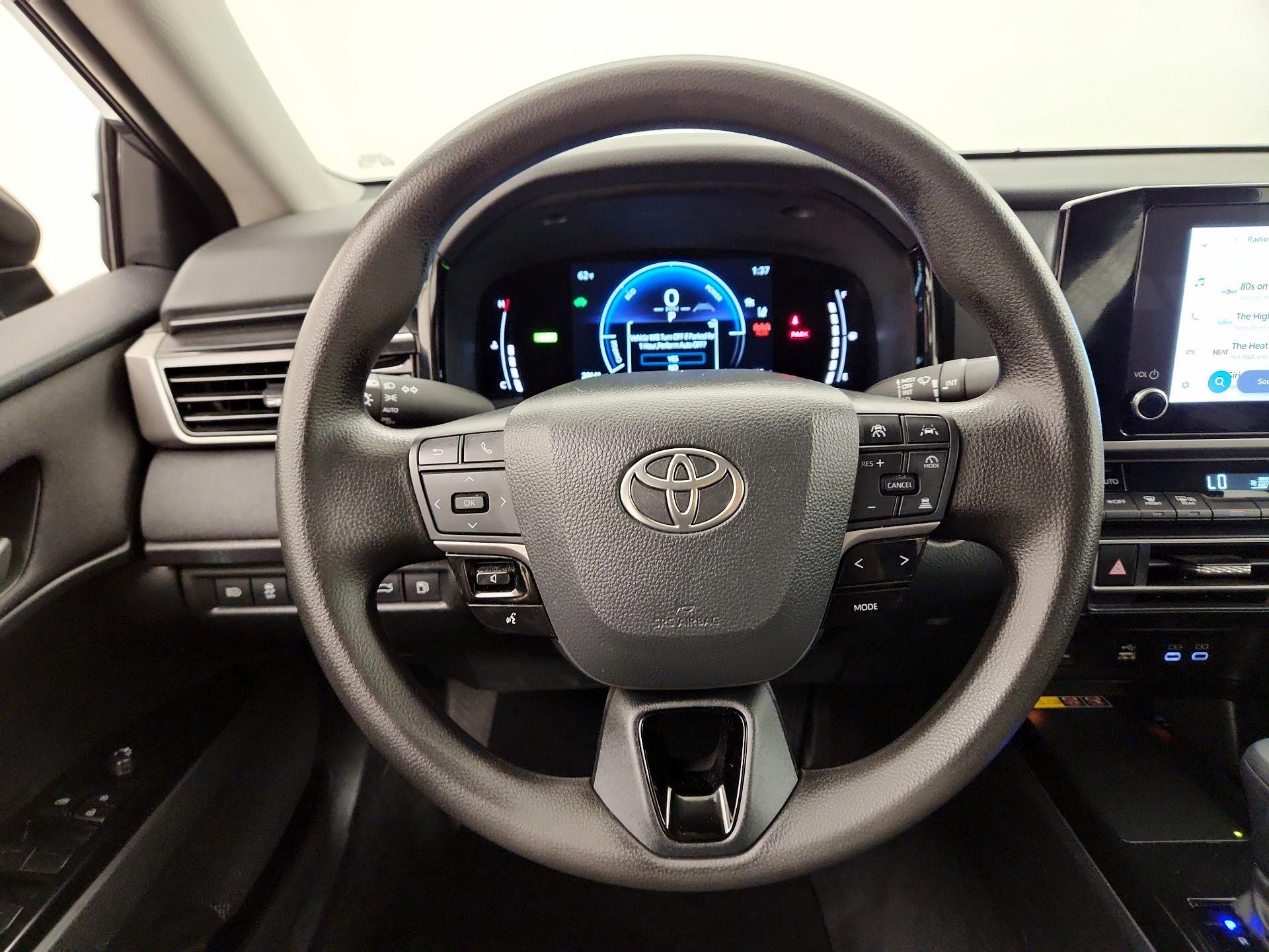 Thumbnail: 2025 Toyota Camry - 10