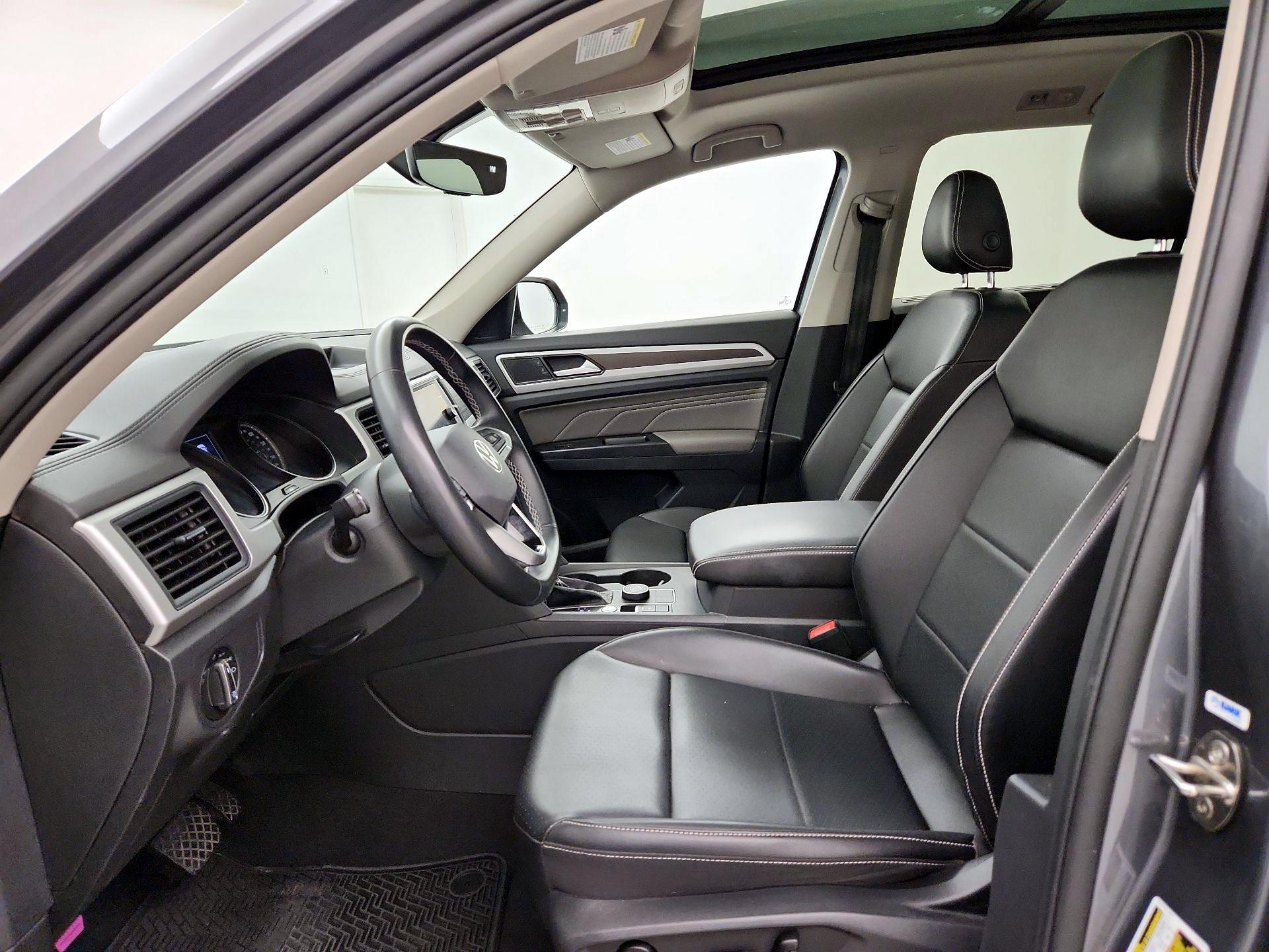 Thumbnail: 2021 Volkswagen Atlas - 11
