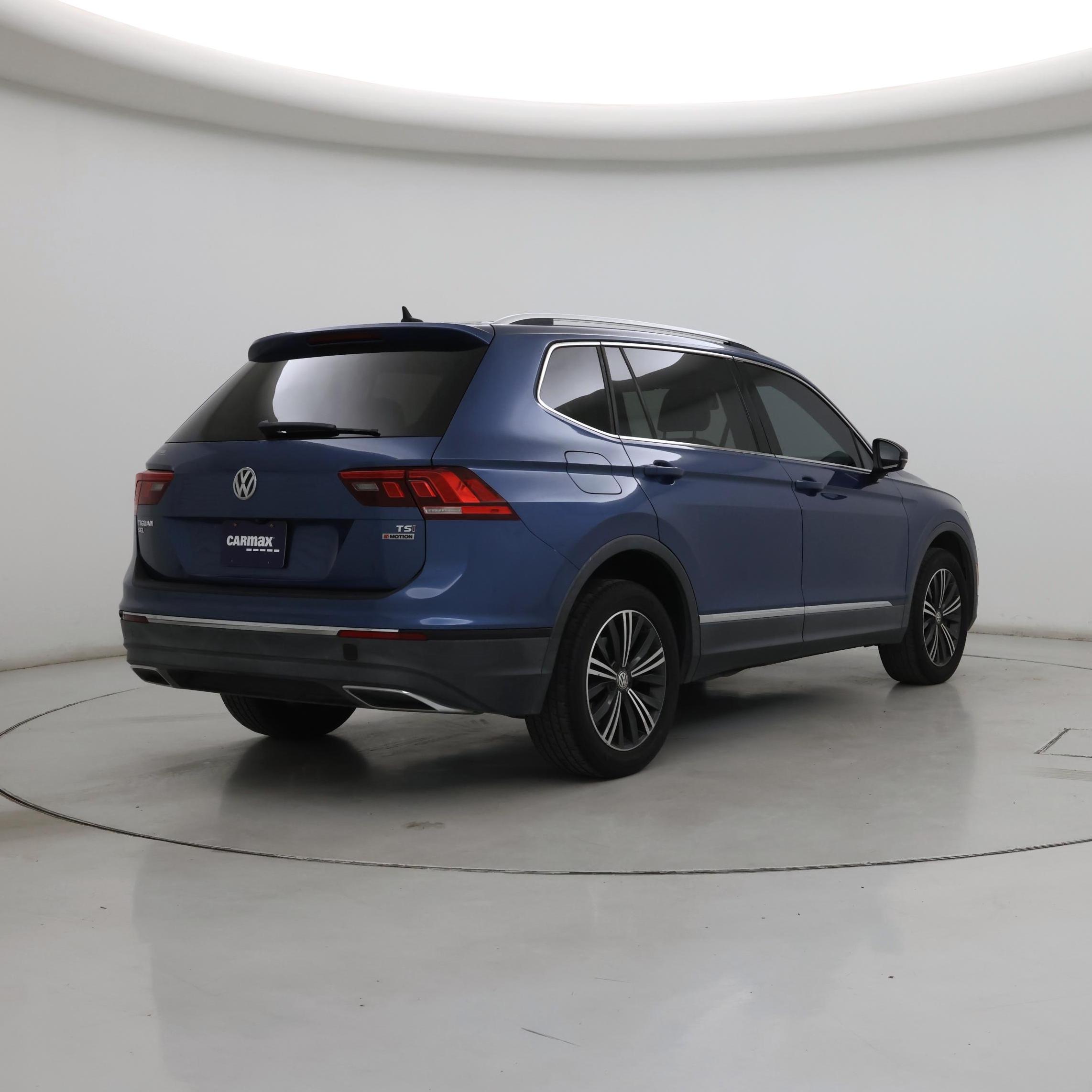 Thumbnail: 2018 Volkswagen Tiguan - 8