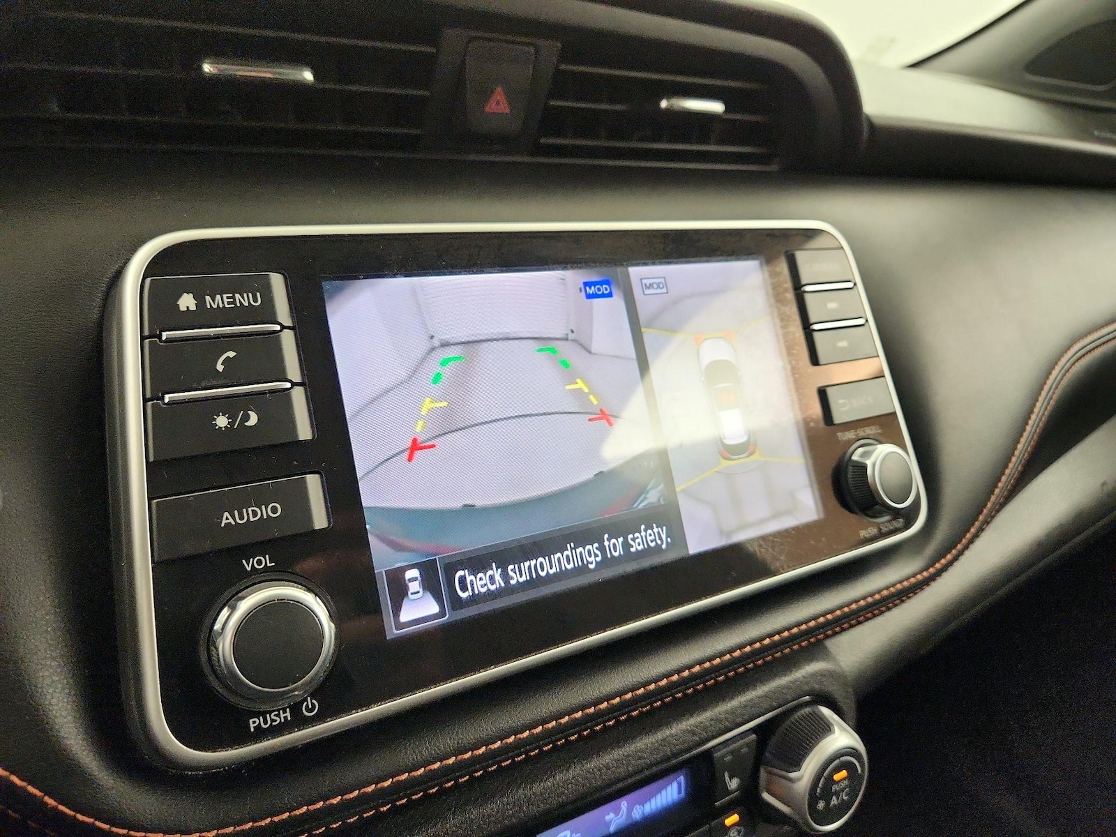 2020 Nissan Kicks SR - Photo 15