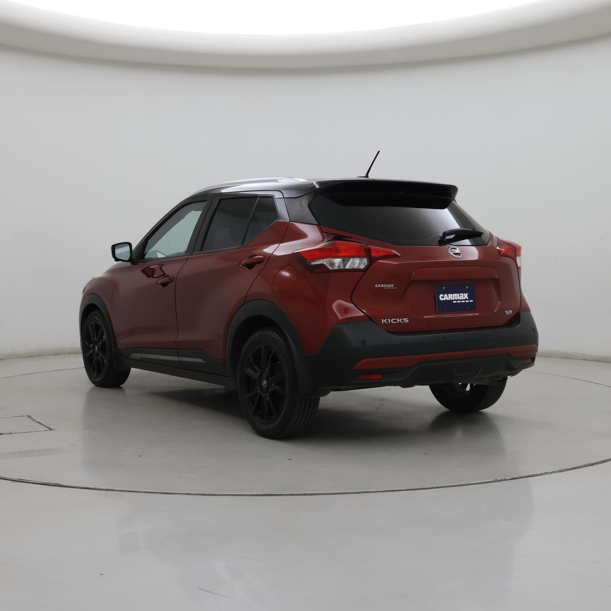Thumbnail: 2020 Nissan Kicks - 2