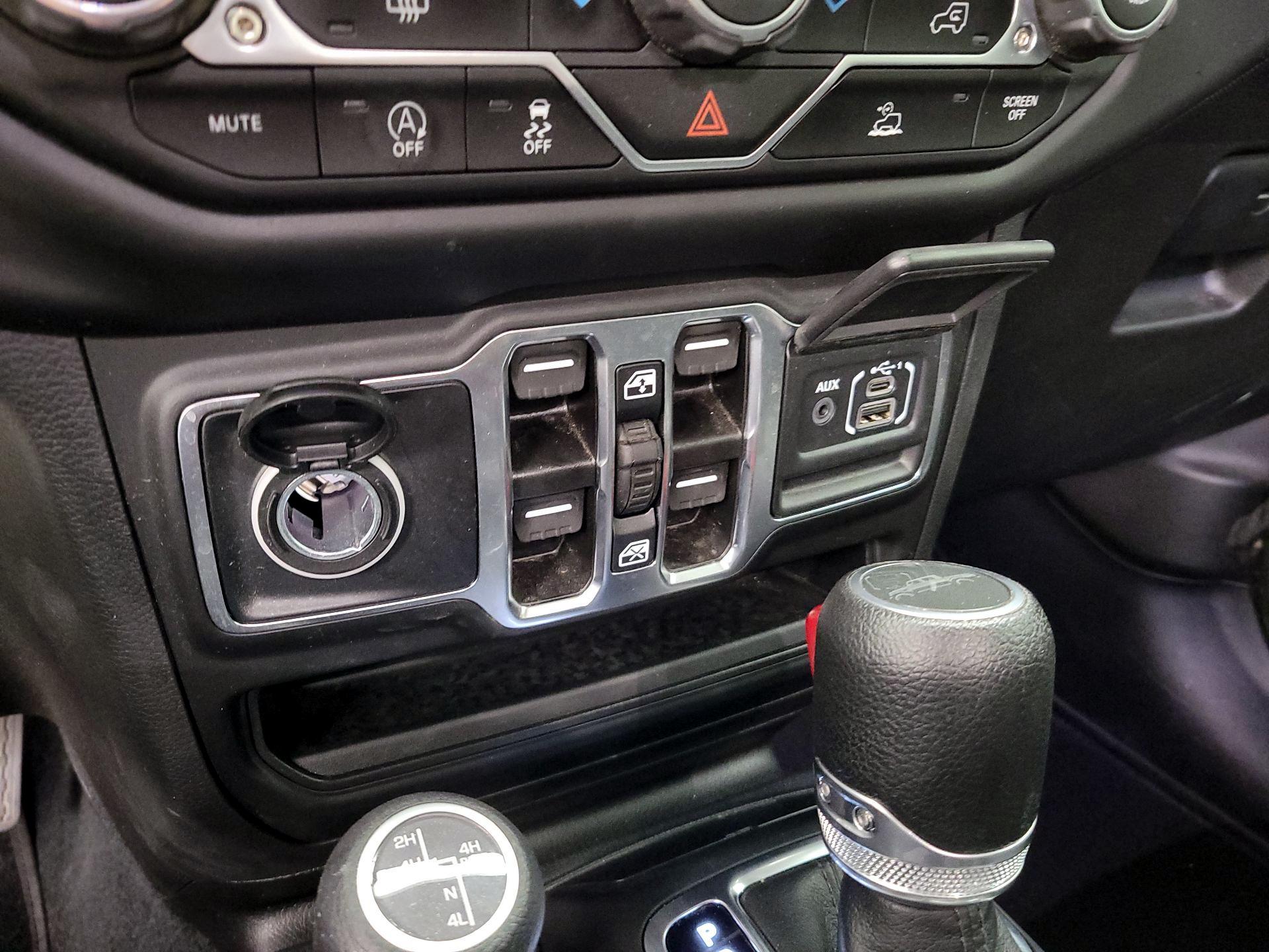 Thumbnail: 2022 Jeep Gladiator - 19