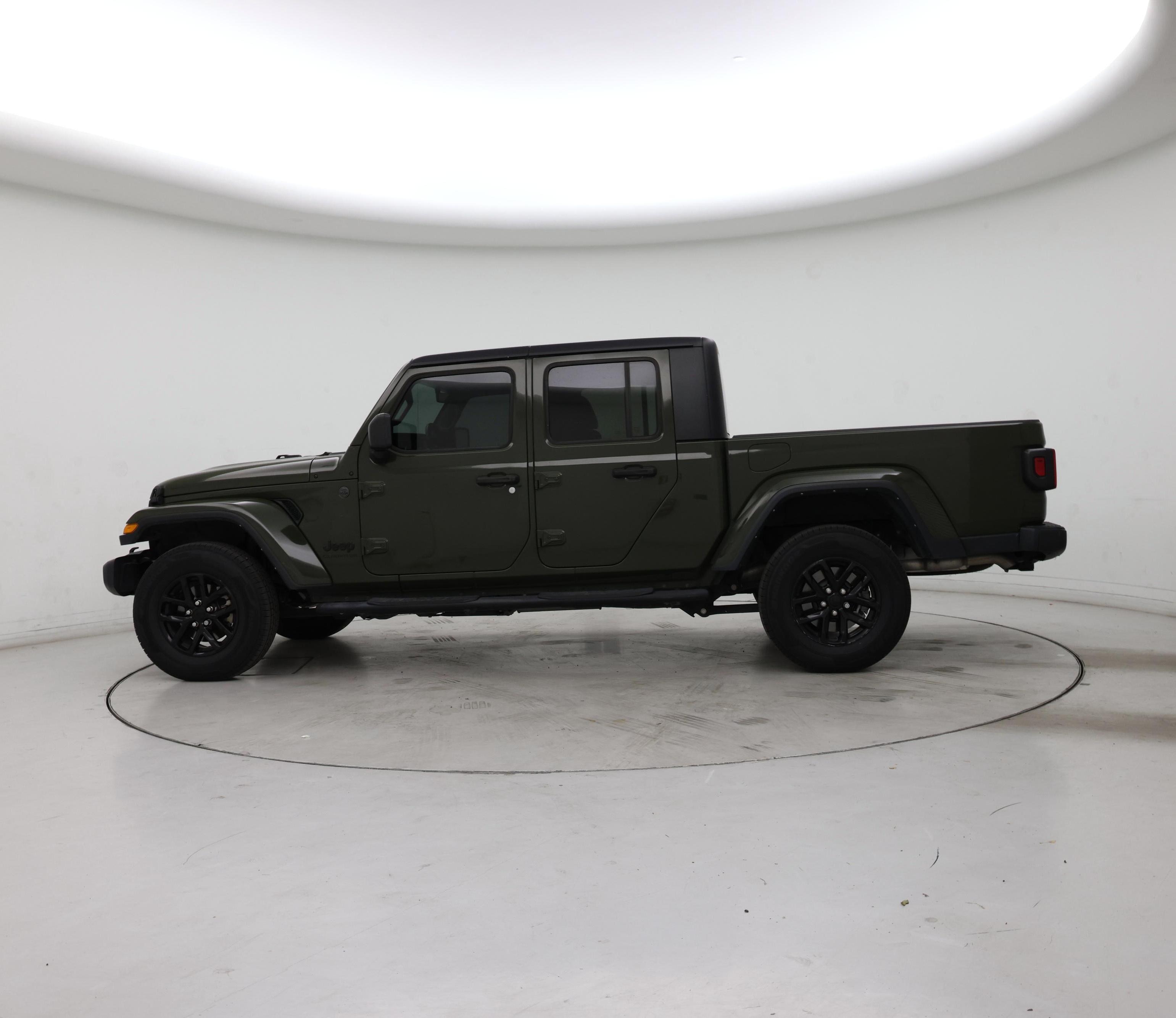 Thumbnail: 2022 Jeep Gladiator - 3
