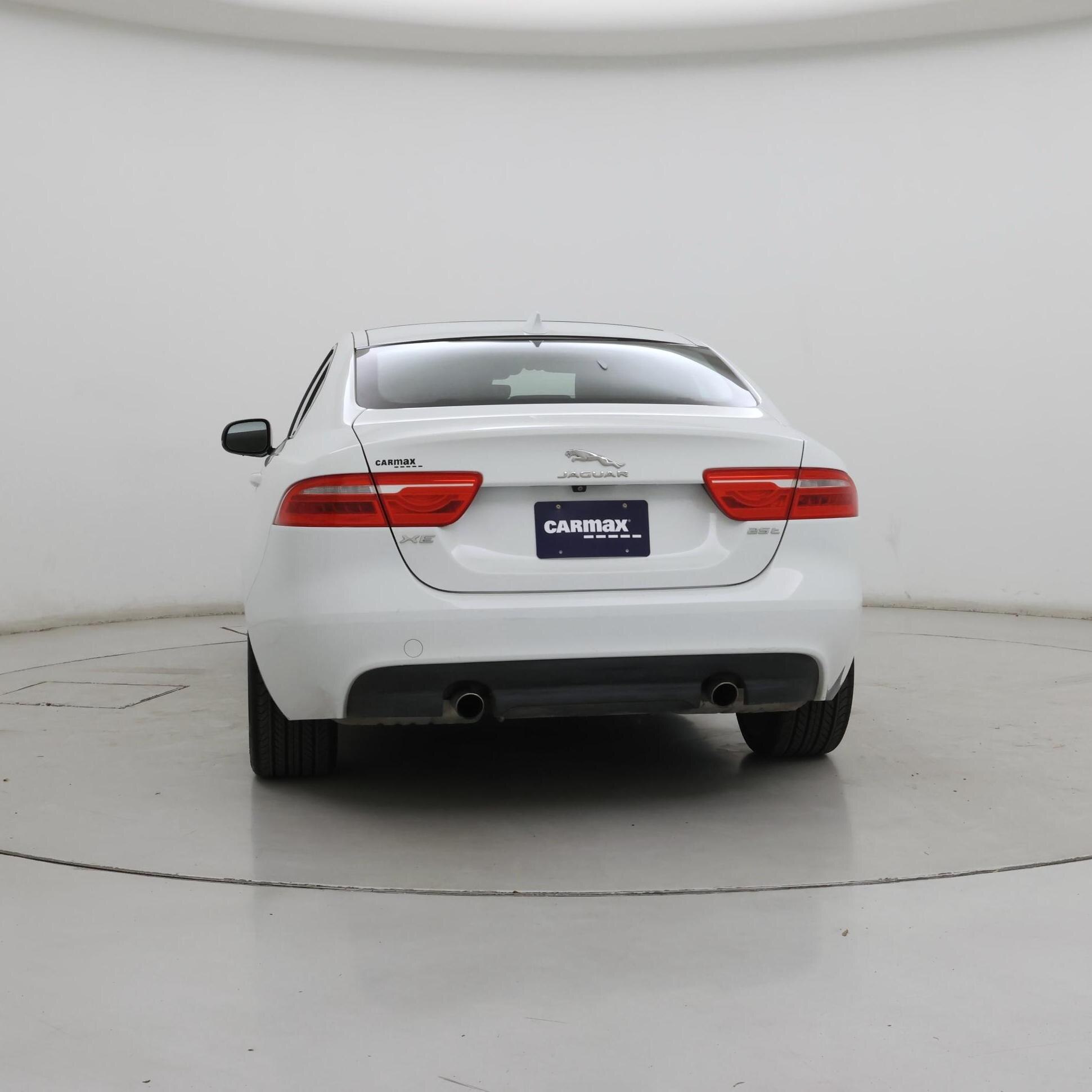 Thumbnail: 2019 Jaguar XE - 6