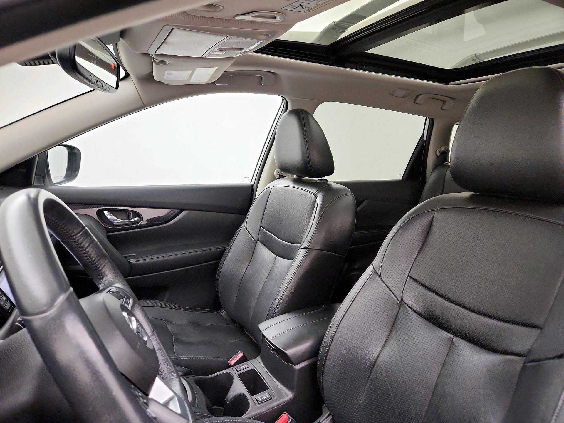 Thumbnail: 2017 Nissan Rogue - 20