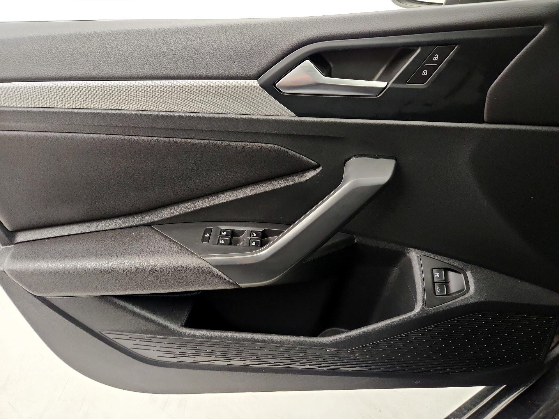 Thumbnail: 2020 Volkswagen Jetta - 12