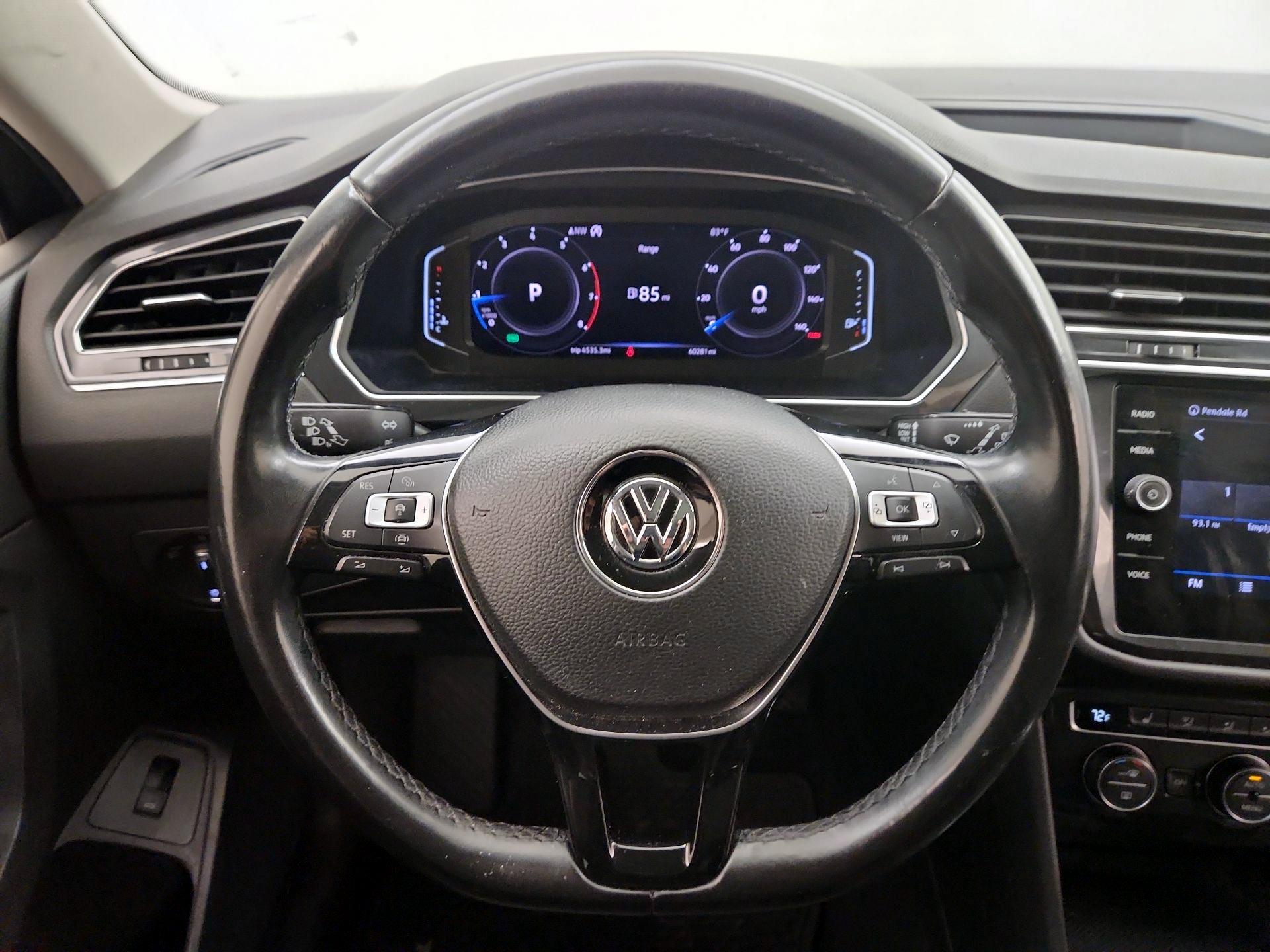 Thumbnail: 2019 Volkswagen Tiguan - 10