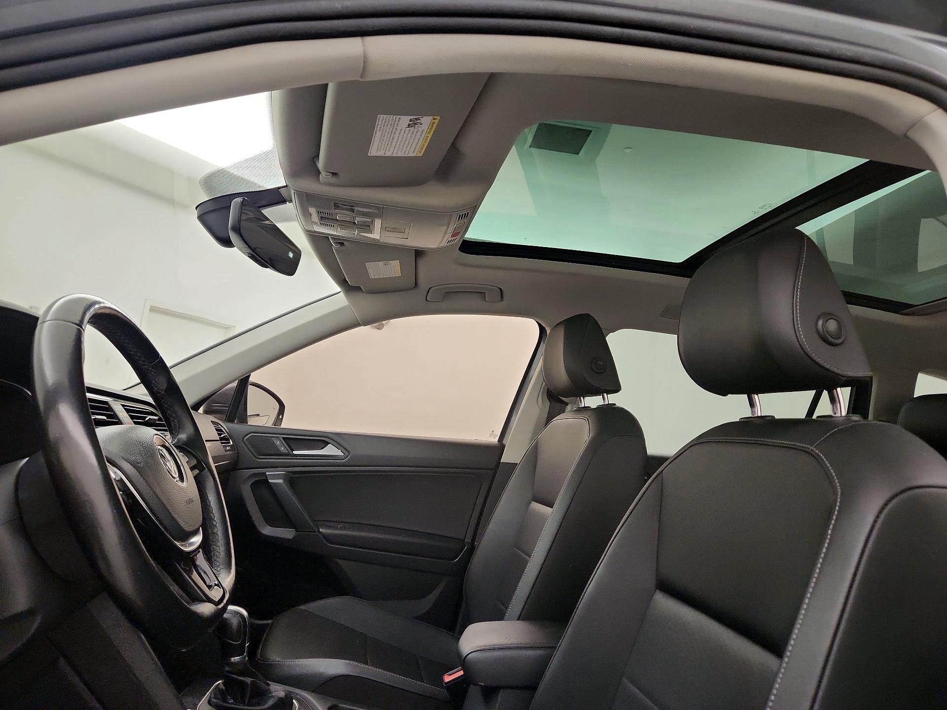 Thumbnail: 2019 Volkswagen Tiguan - 20