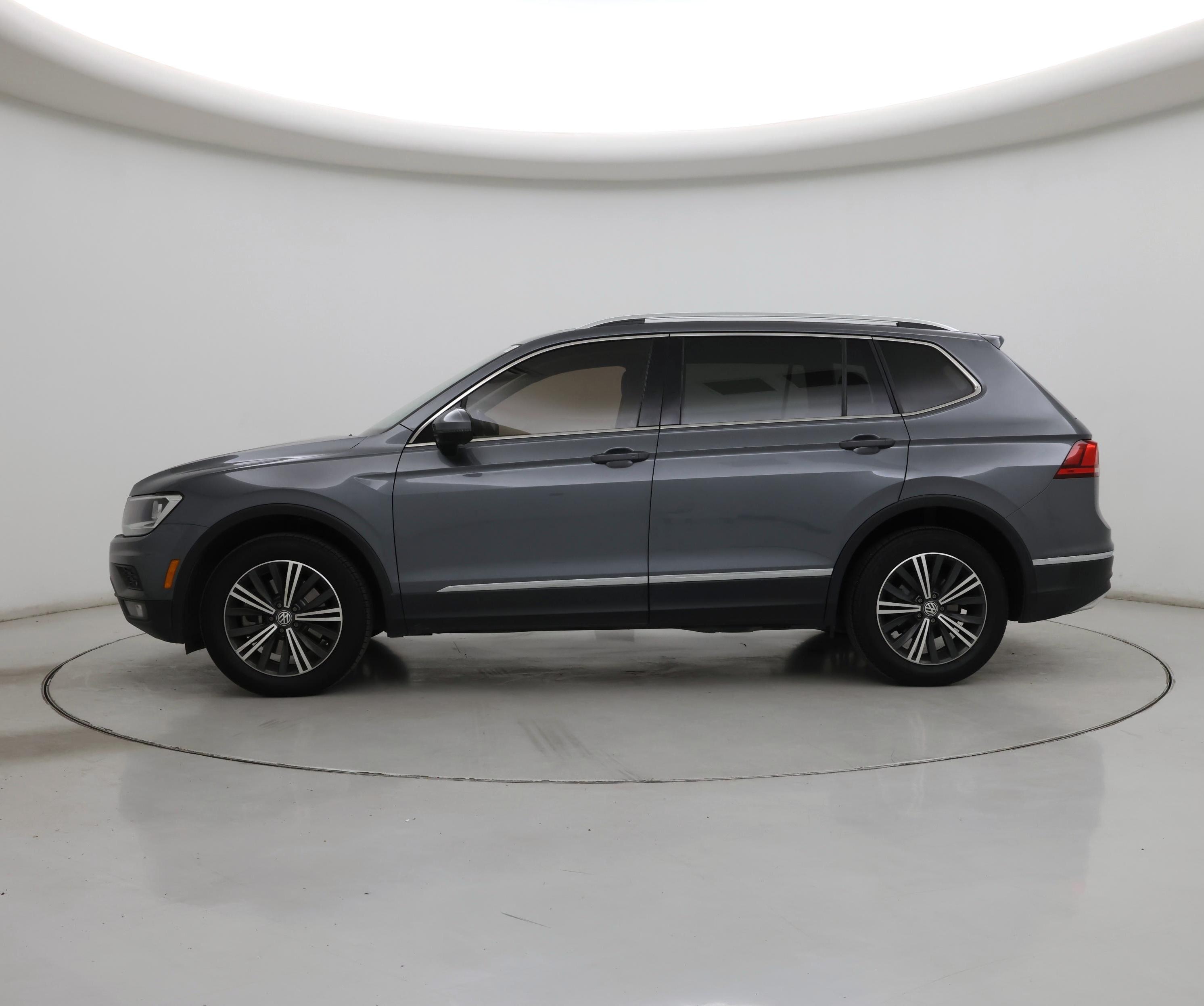 Thumbnail: 2019 Volkswagen Tiguan - 3