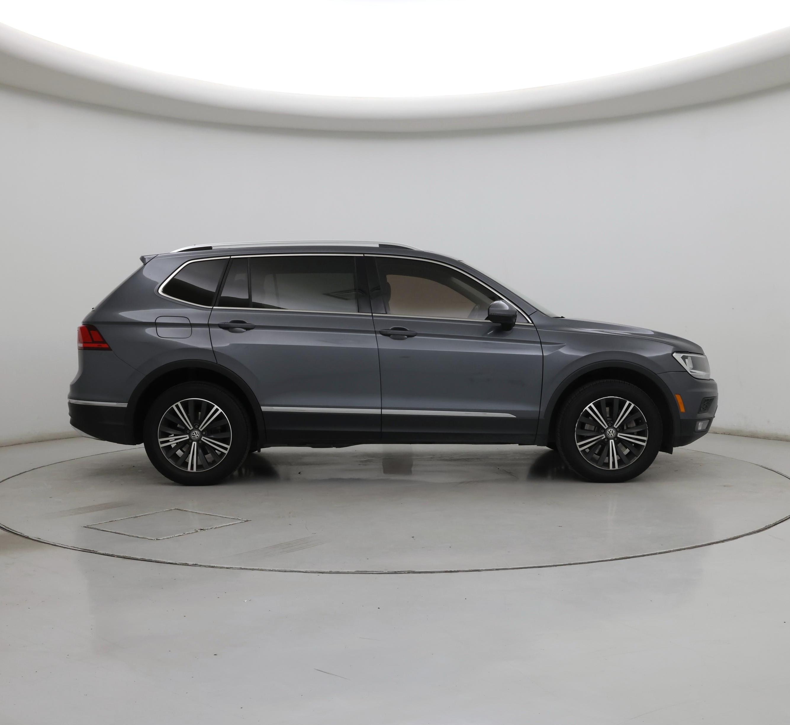 Thumbnail: 2019 Volkswagen Tiguan - 7