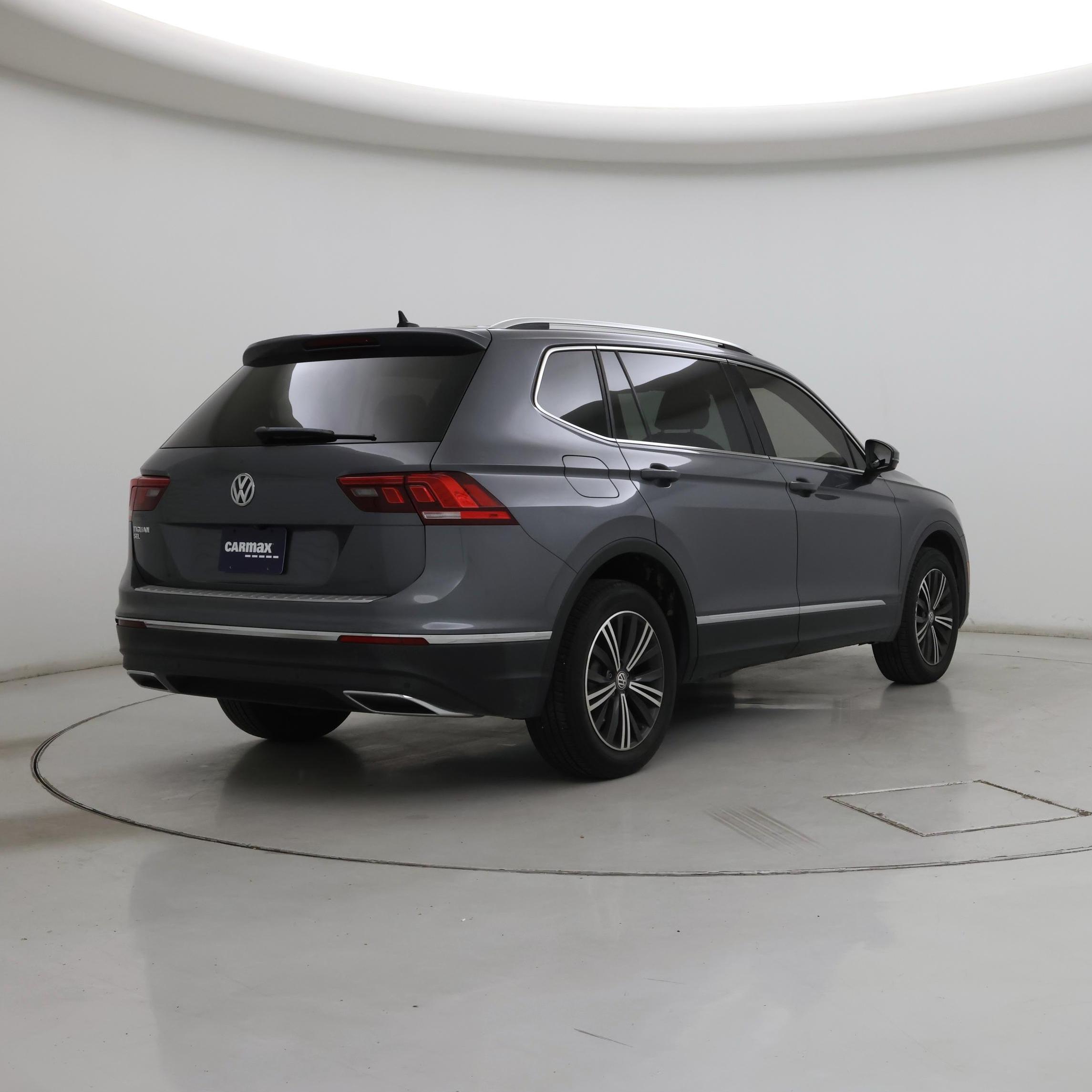 Thumbnail: 2019 Volkswagen Tiguan - 8