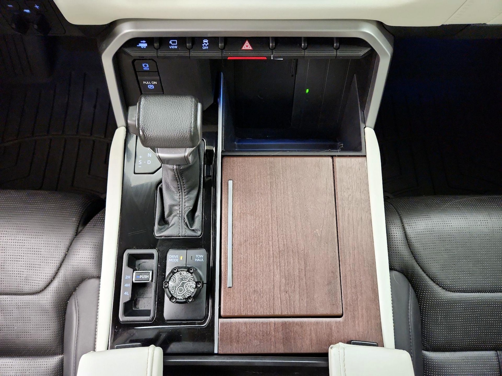 2023 Toyota Tundra Capstone - Photo 18