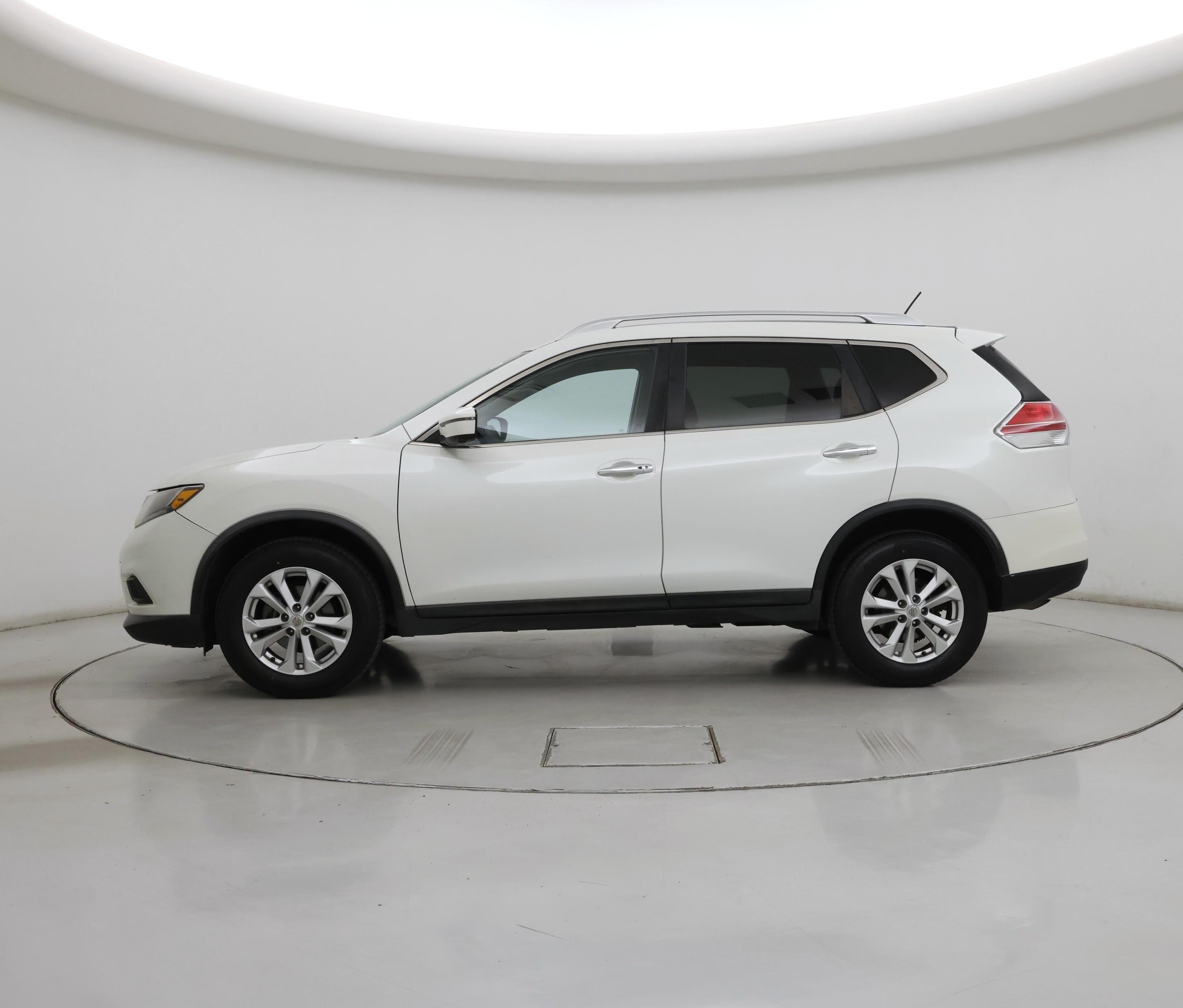 Thumbnail: 2016 Nissan Rogue - 3