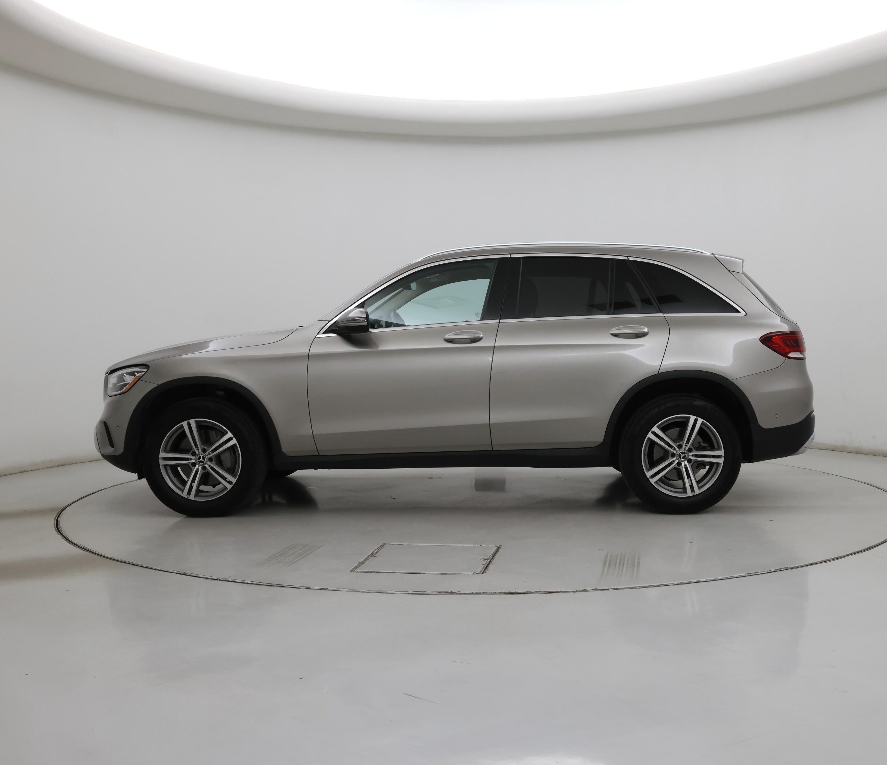 Thumbnail: 2022 Mercedes-Benz GLC - 3