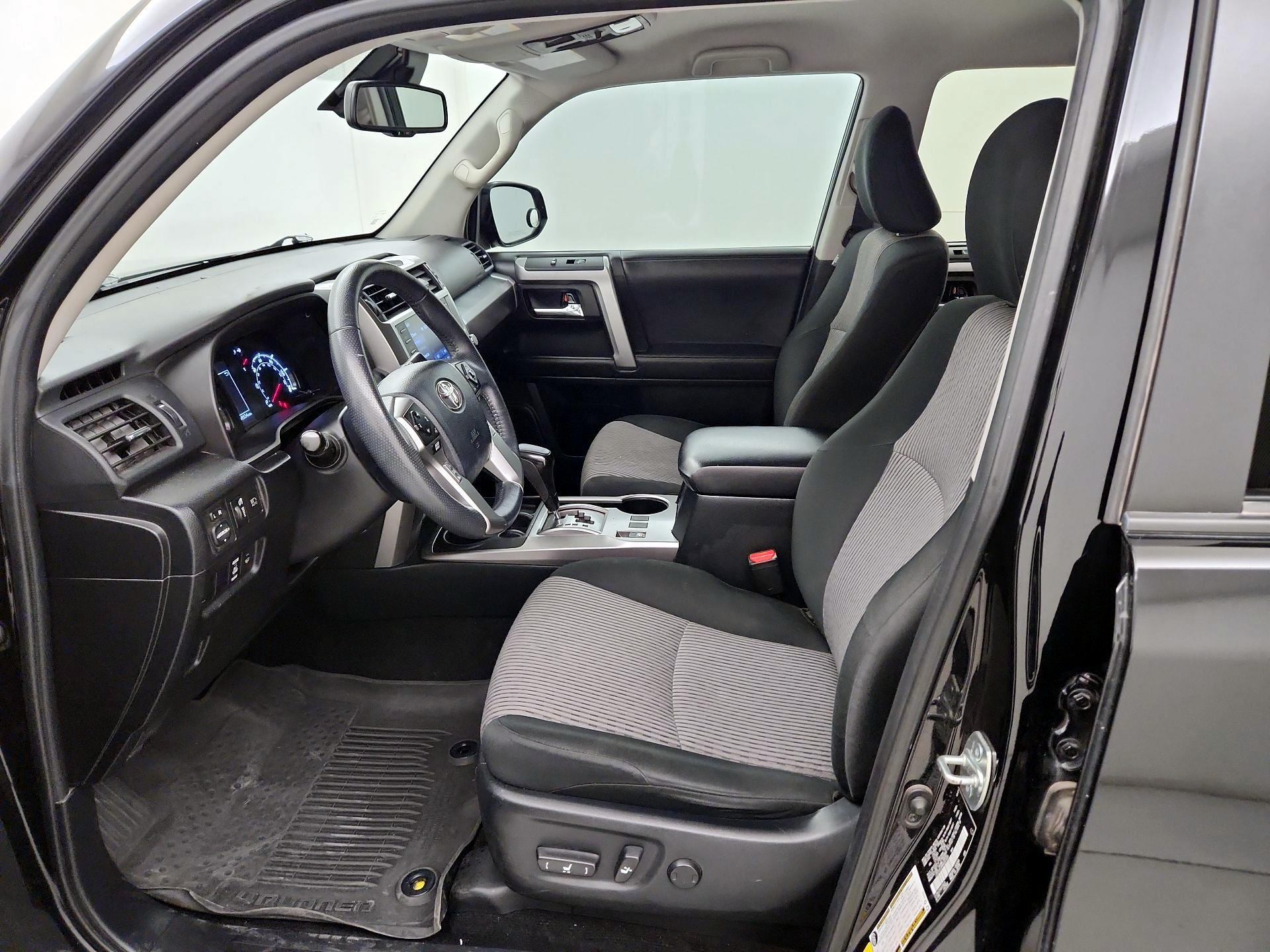 Thumbnail: 2022 Toyota 4Runner - 11
