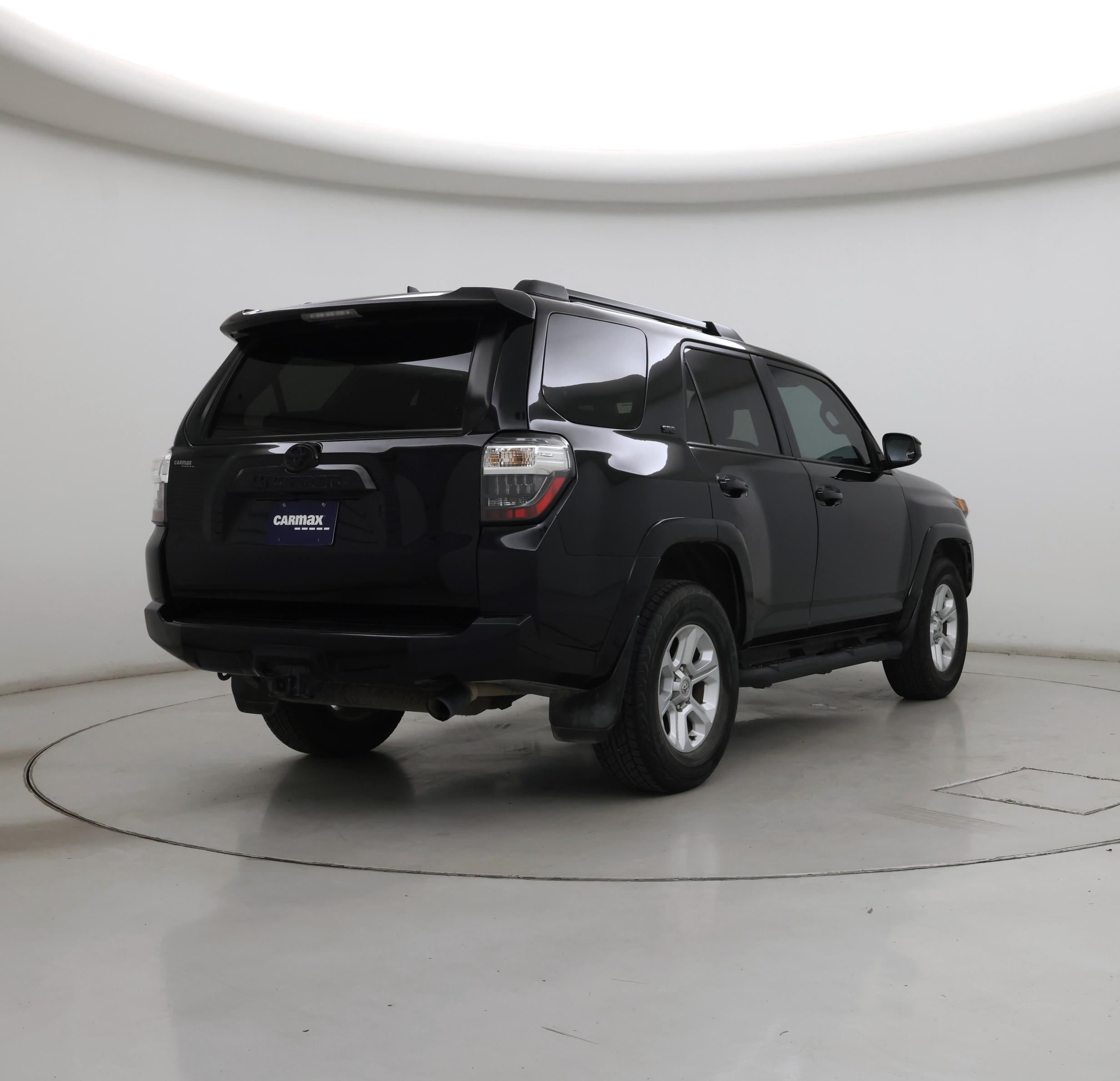 Thumbnail: 2022 Toyota 4Runner - 8