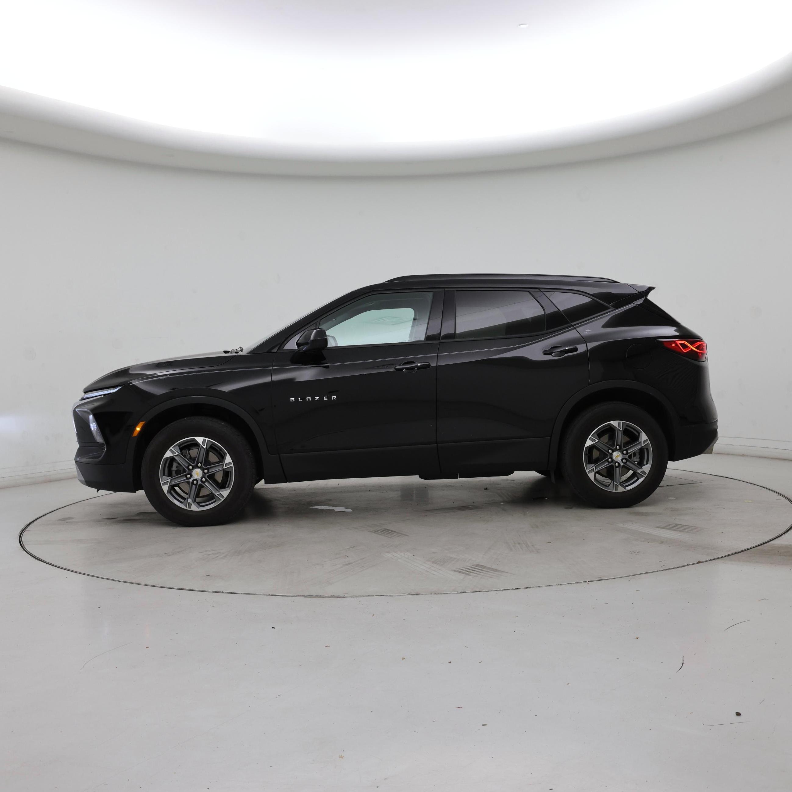 Thumbnail: 2024 Chevrolet Blazer - 3