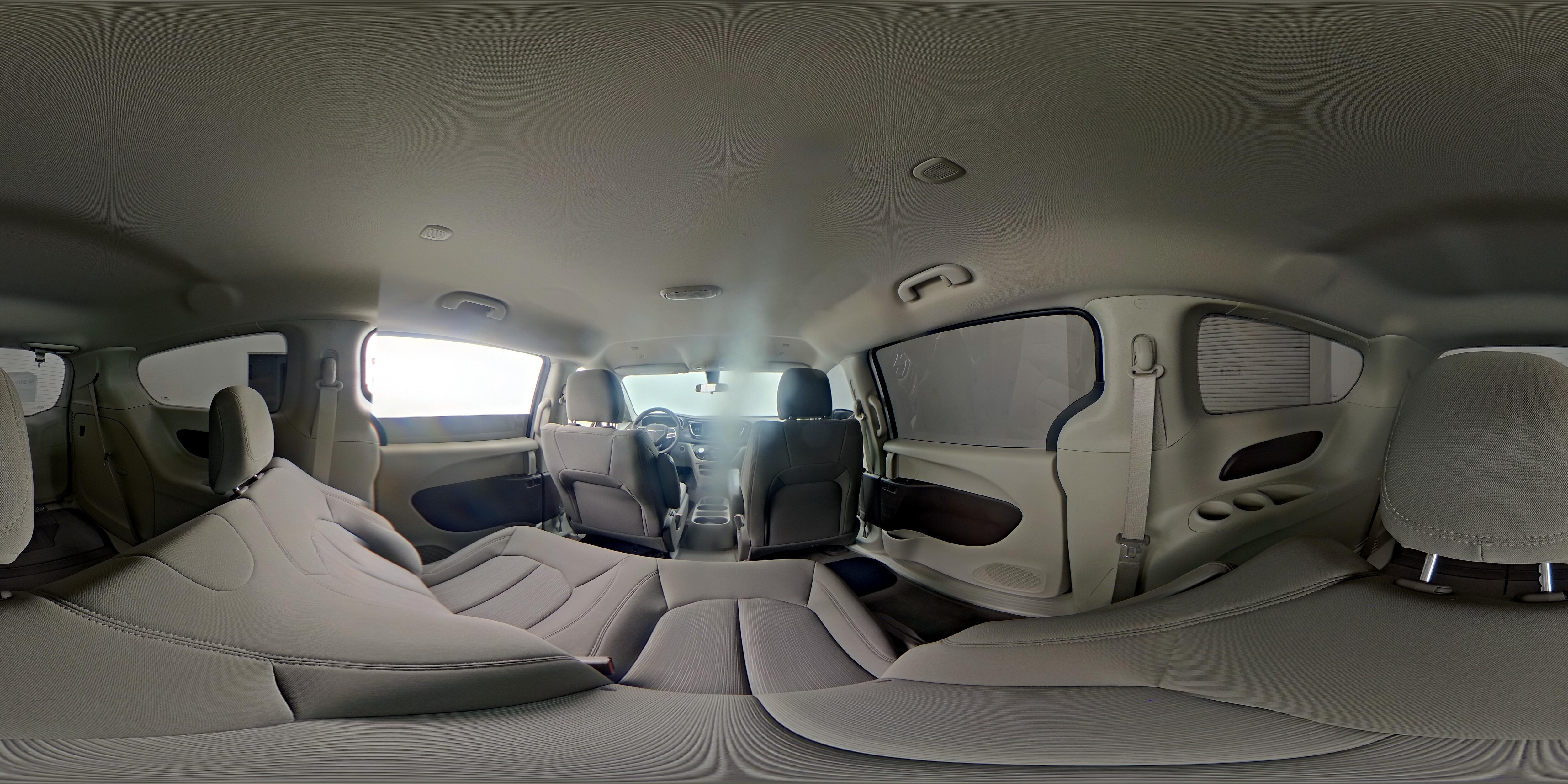 2020 Chrysler Voyager L - Photo 26