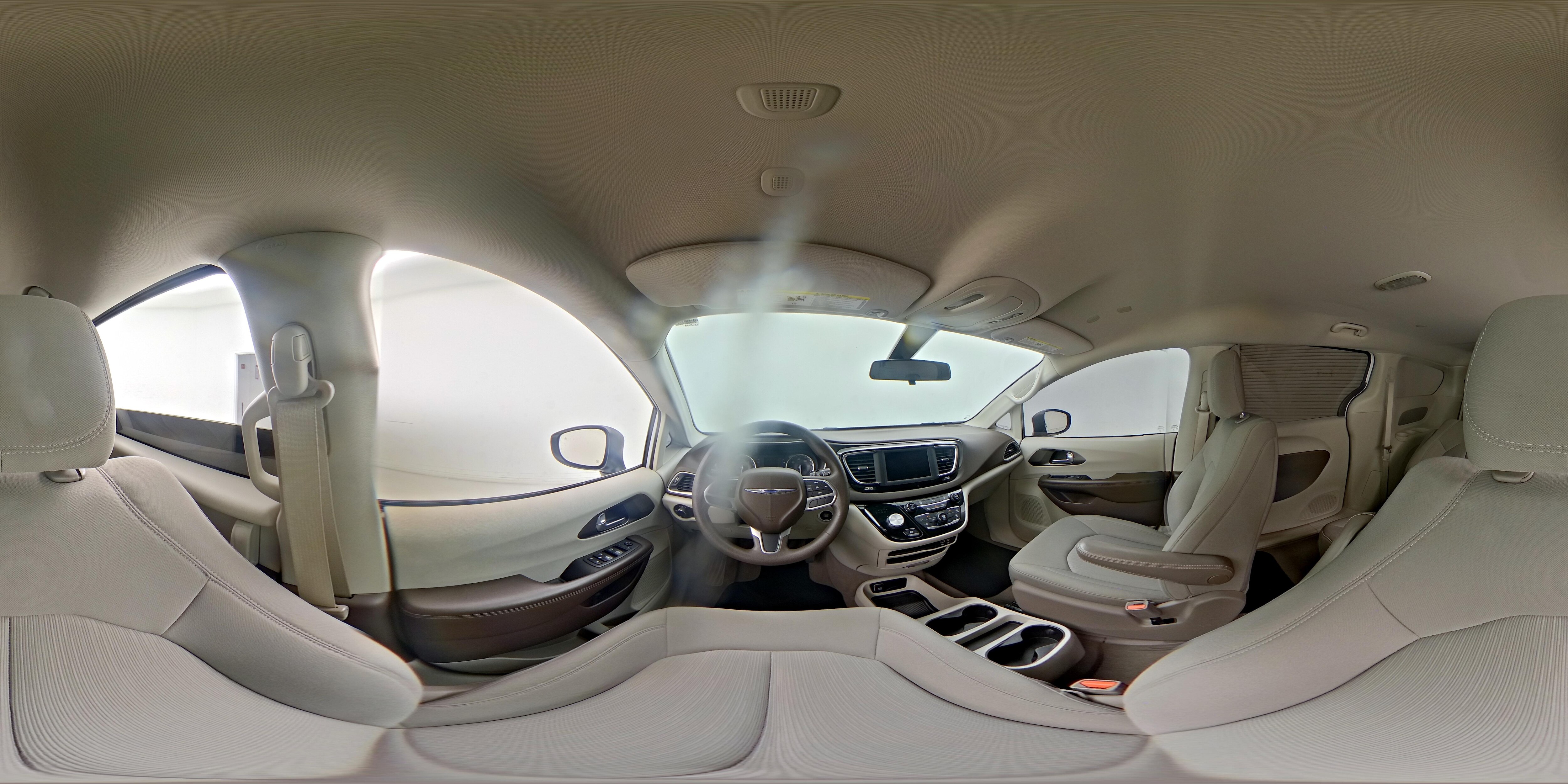 2020 Chrysler Voyager L - Photo 27