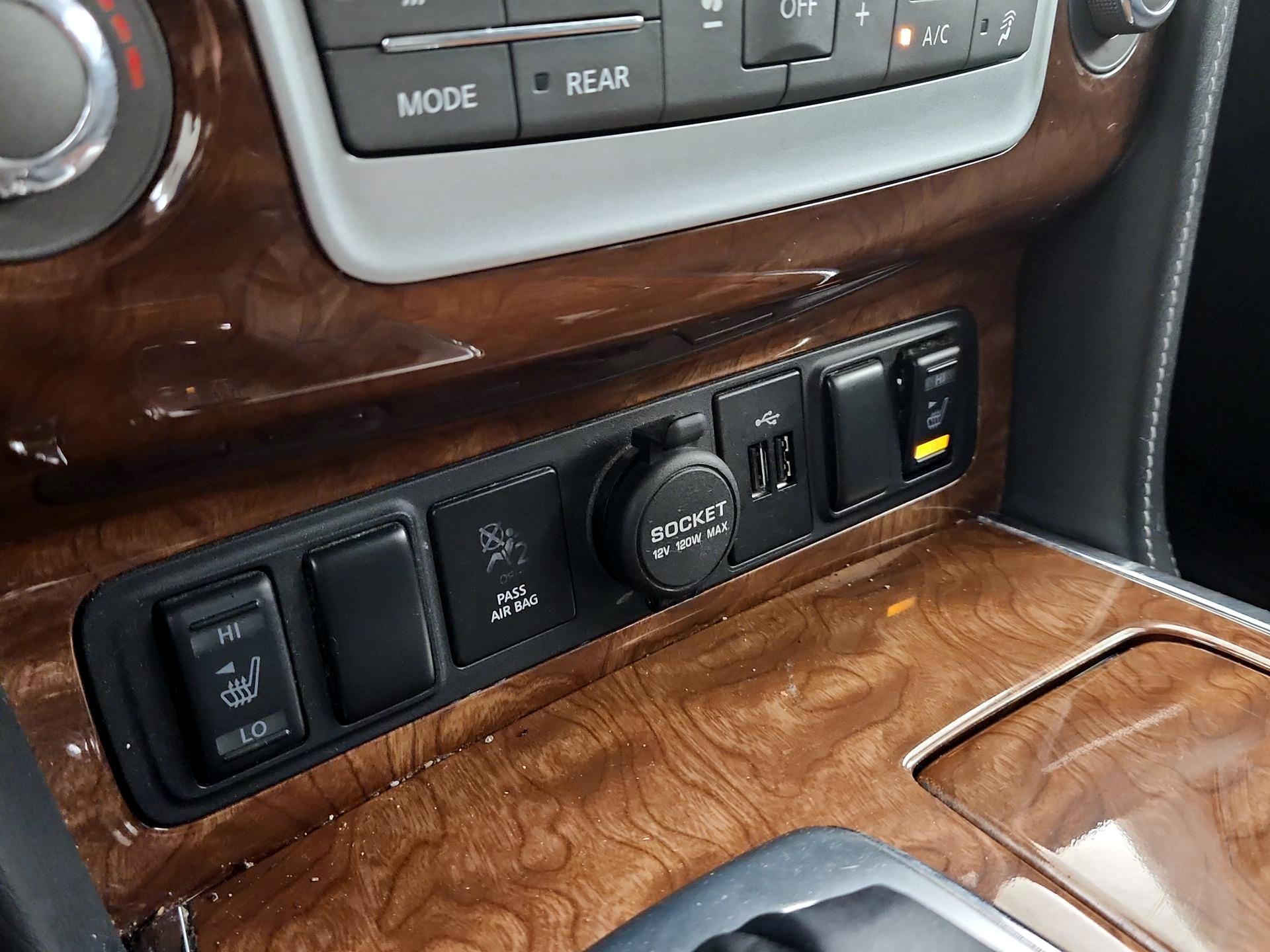 Thumbnail: 2019 INFINITI QX80 - 19