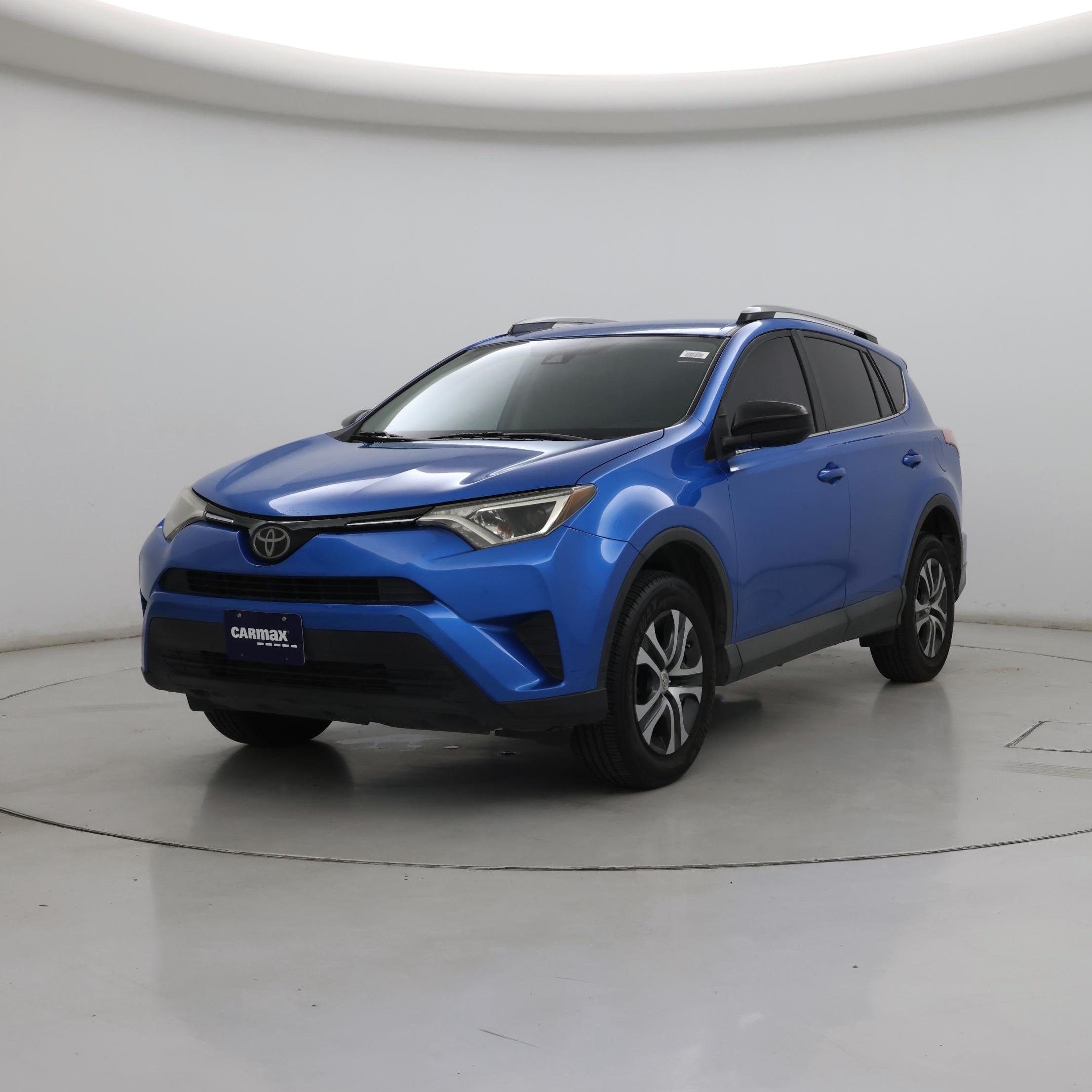 Thumbnail: 2018 Toyota RAV4 - 4