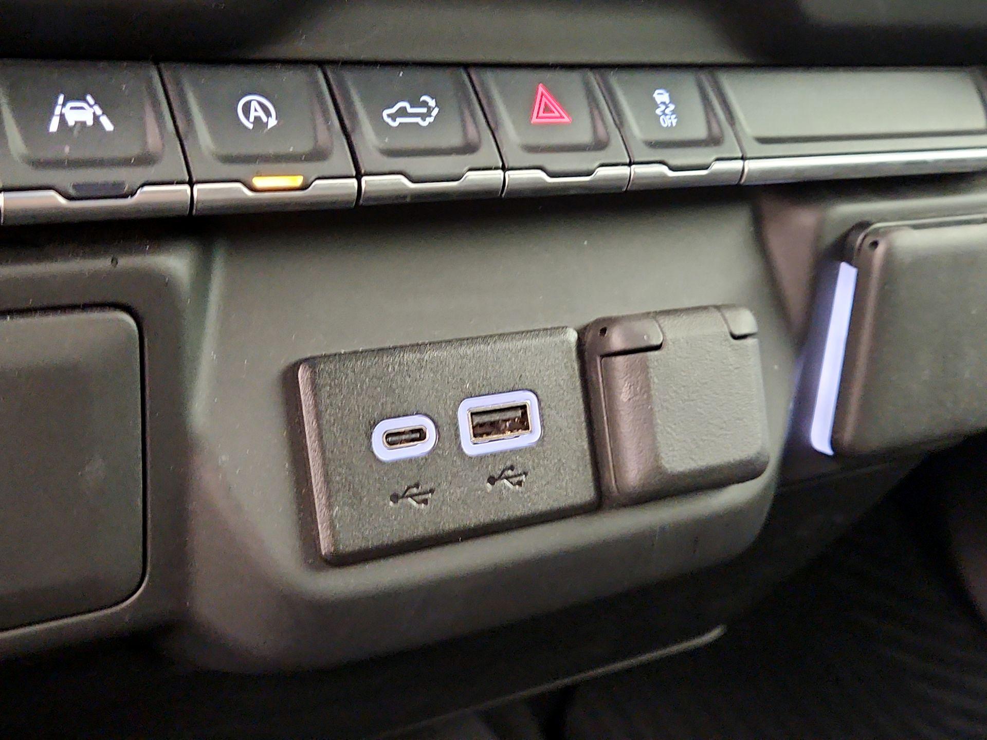 Thumbnail: 2025 Chevrolet Silverado 1500 - 18