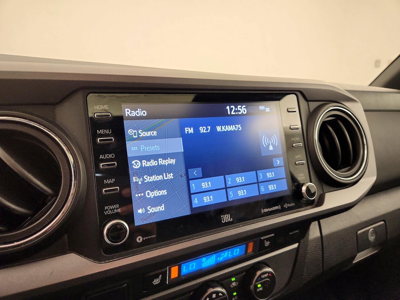 2021 Toyota Tacoma TRD Sport - Photo 17