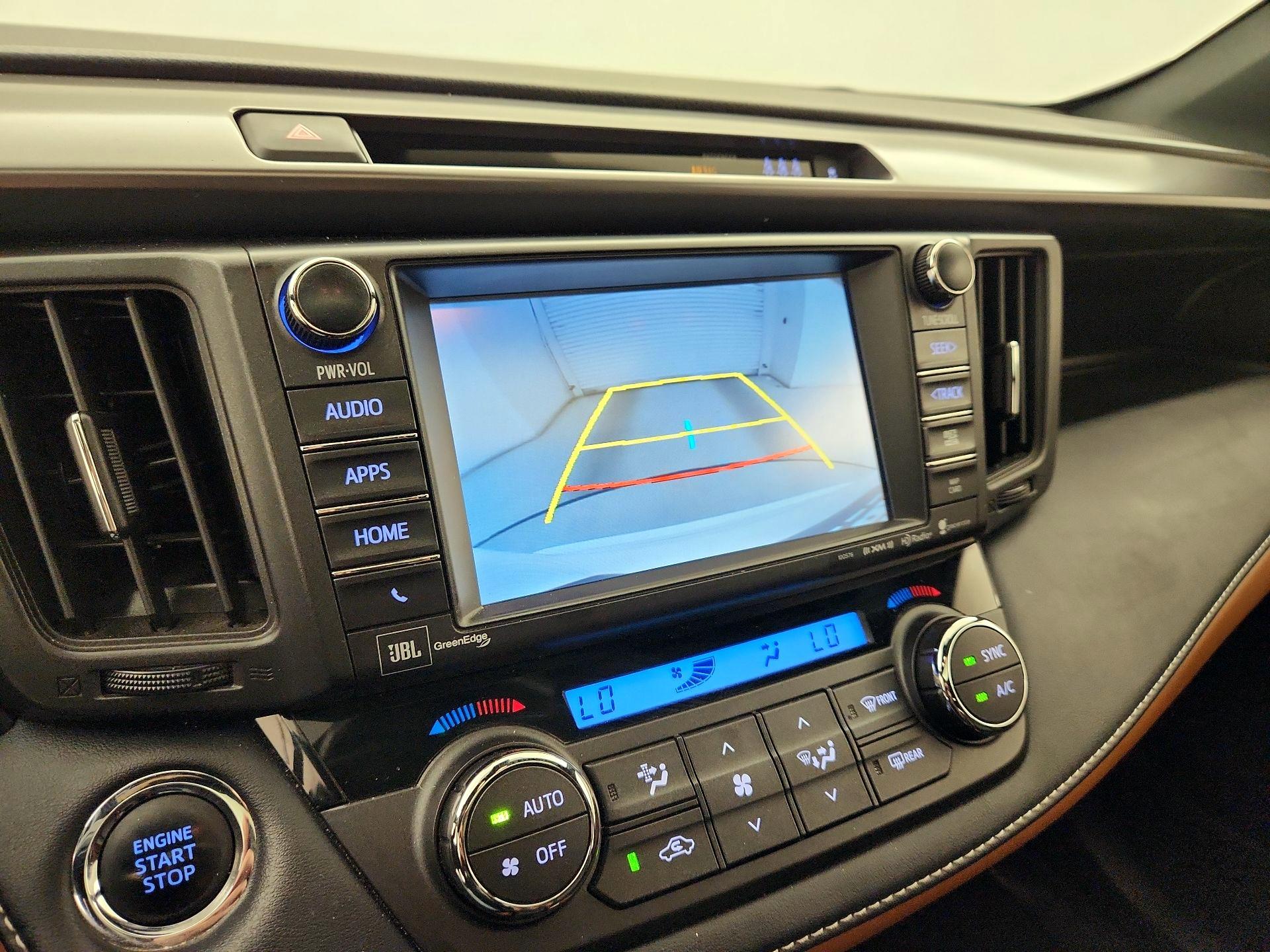 Thumbnail: 2018 Toyota RAV4 - 15