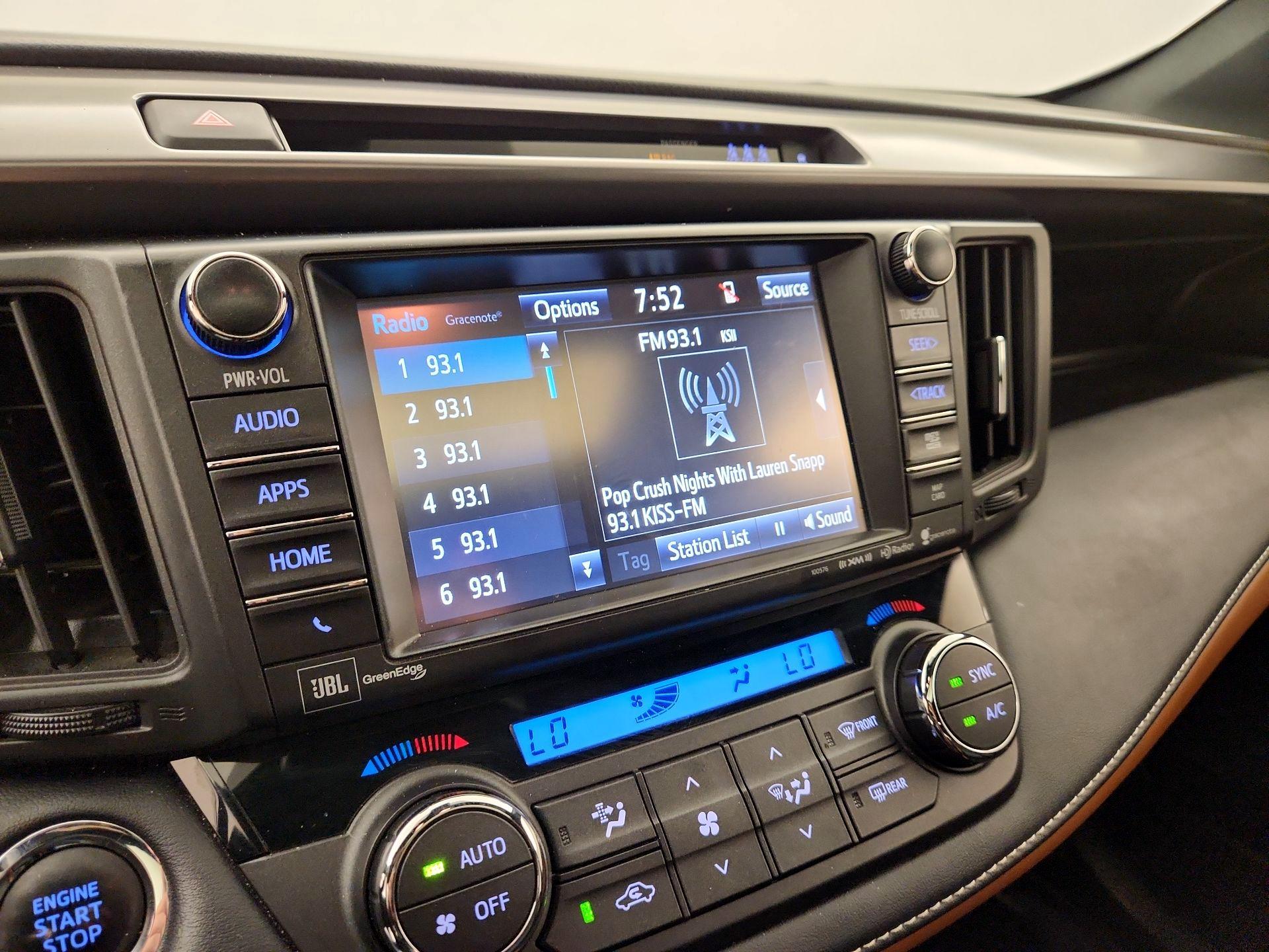Thumbnail: 2018 Toyota RAV4 - 16