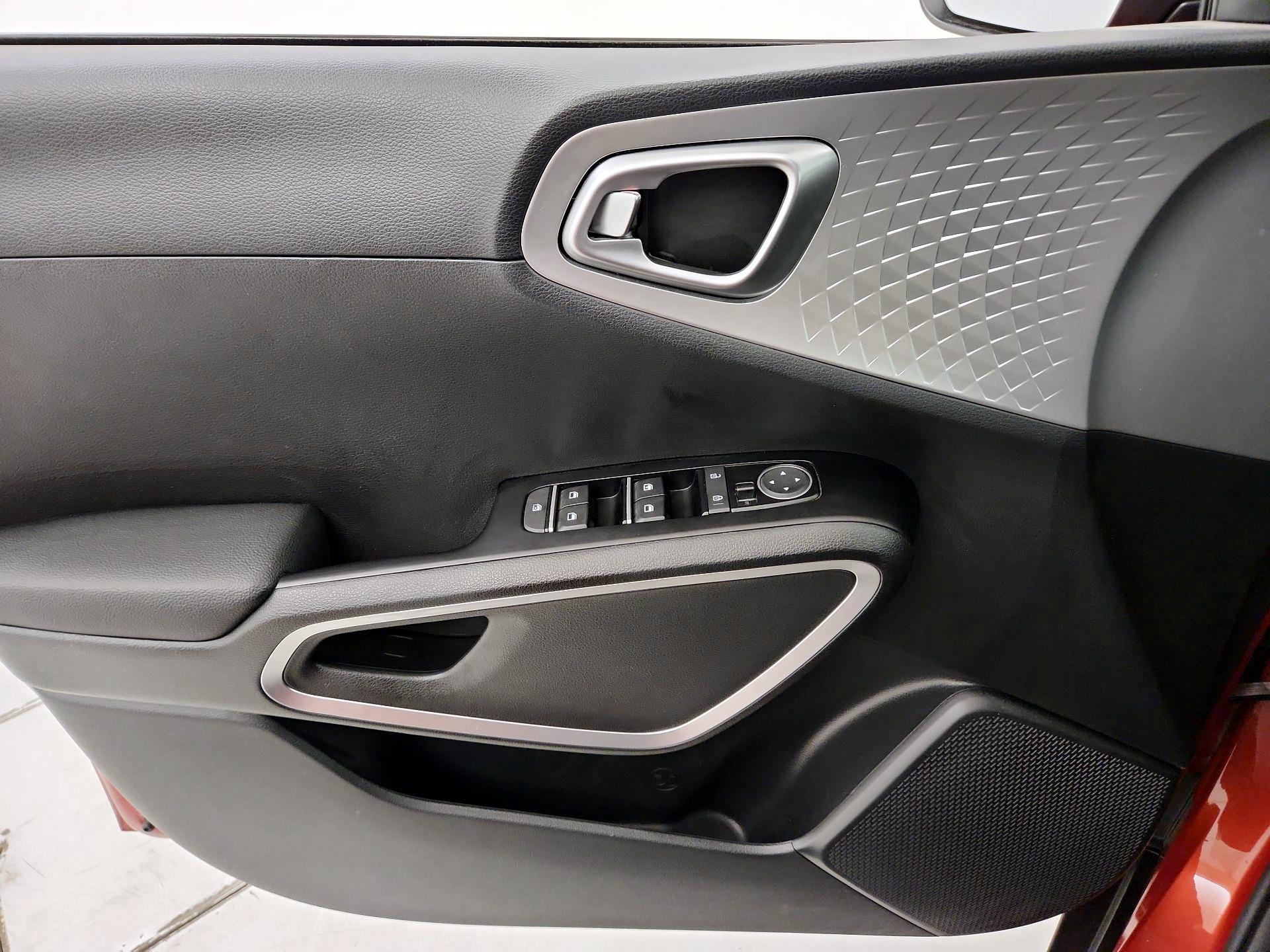 Thumbnail: 2024 Kia Soul - 12