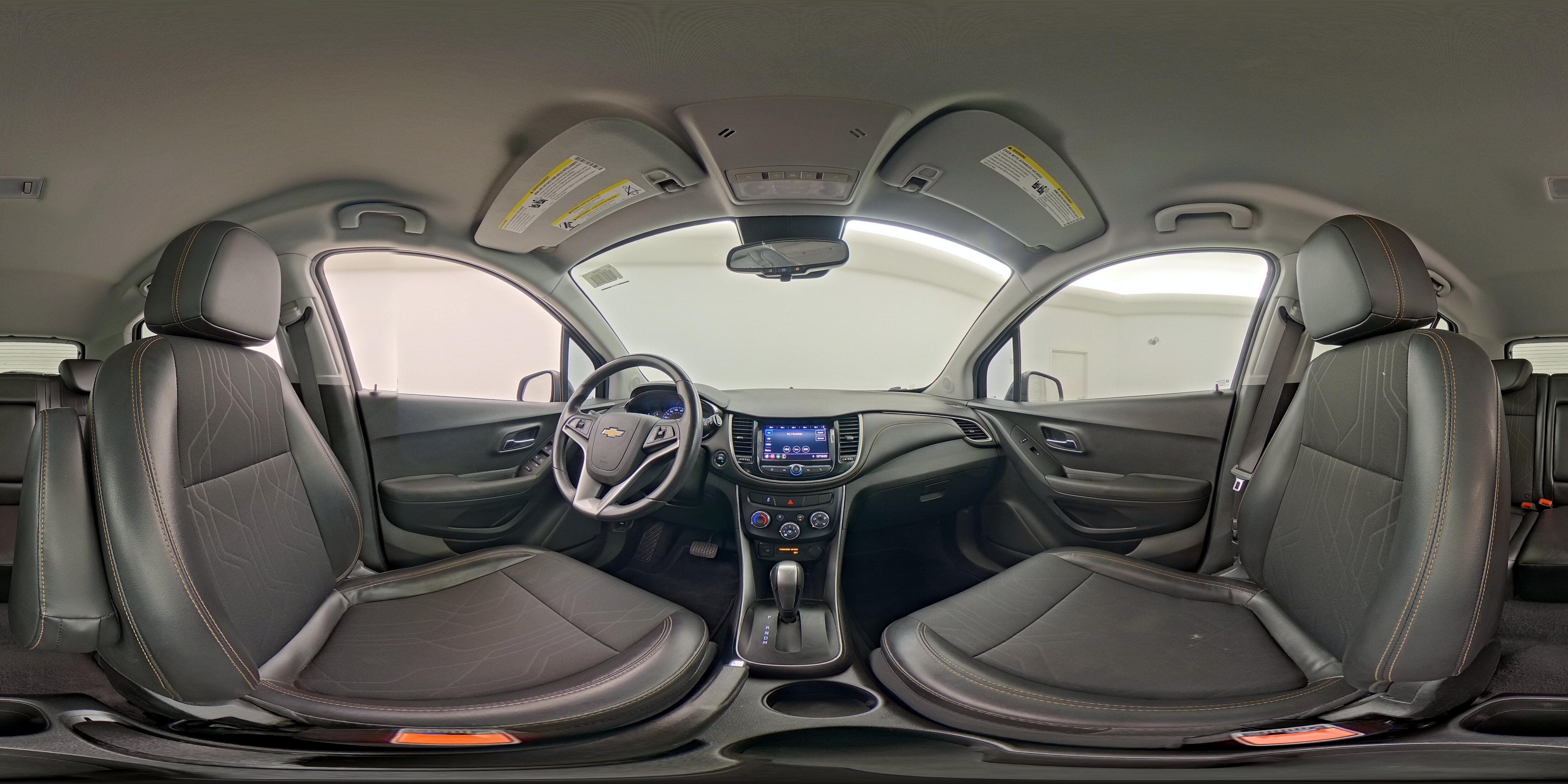 2020 Chevrolet Trax LT - Photo 24