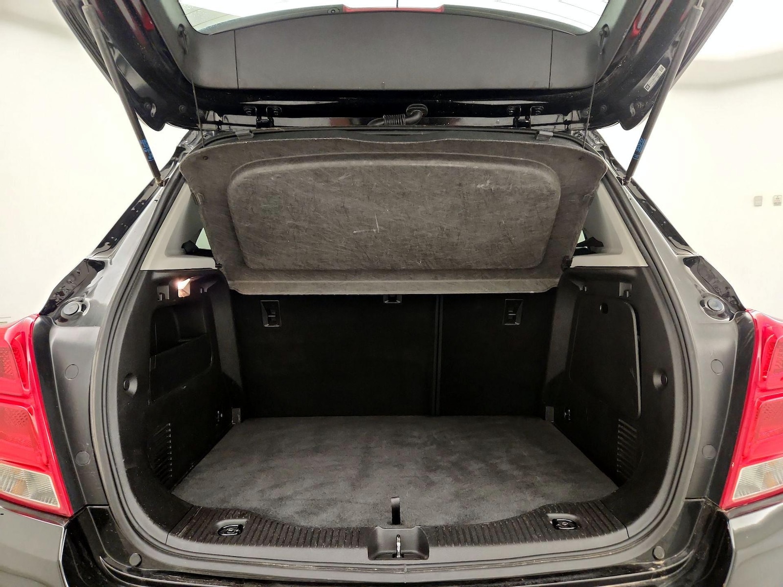 2020 Chevrolet Trax LT - Photo 21