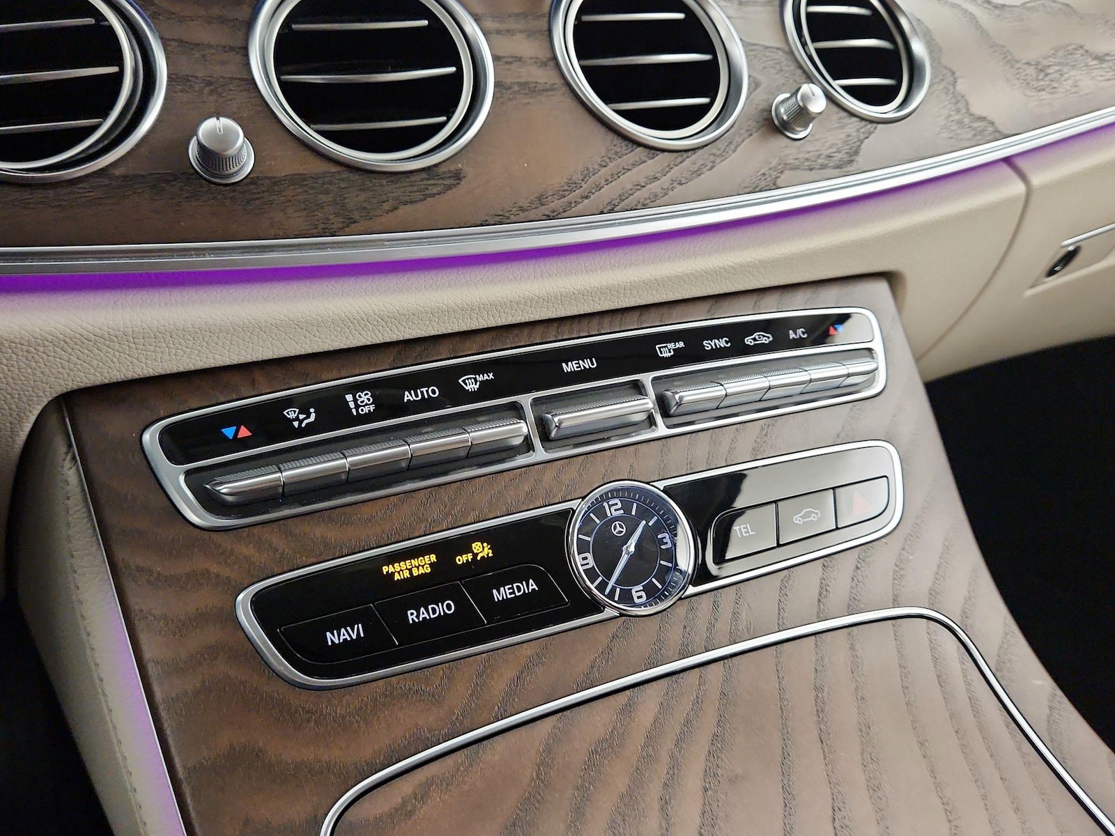 2018 Mercedes-Benz E-Class E300 - Photo 18