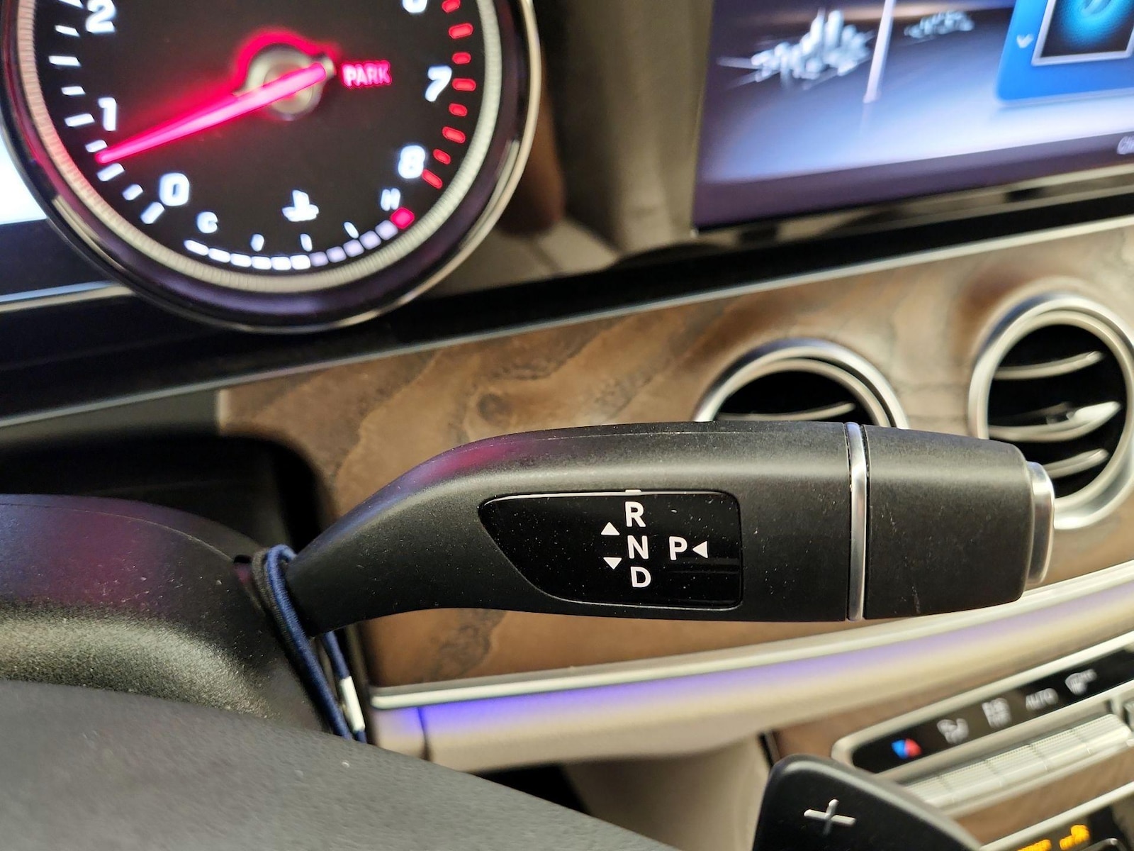2018 Mercedes-Benz E-Class E300 - Photo 19