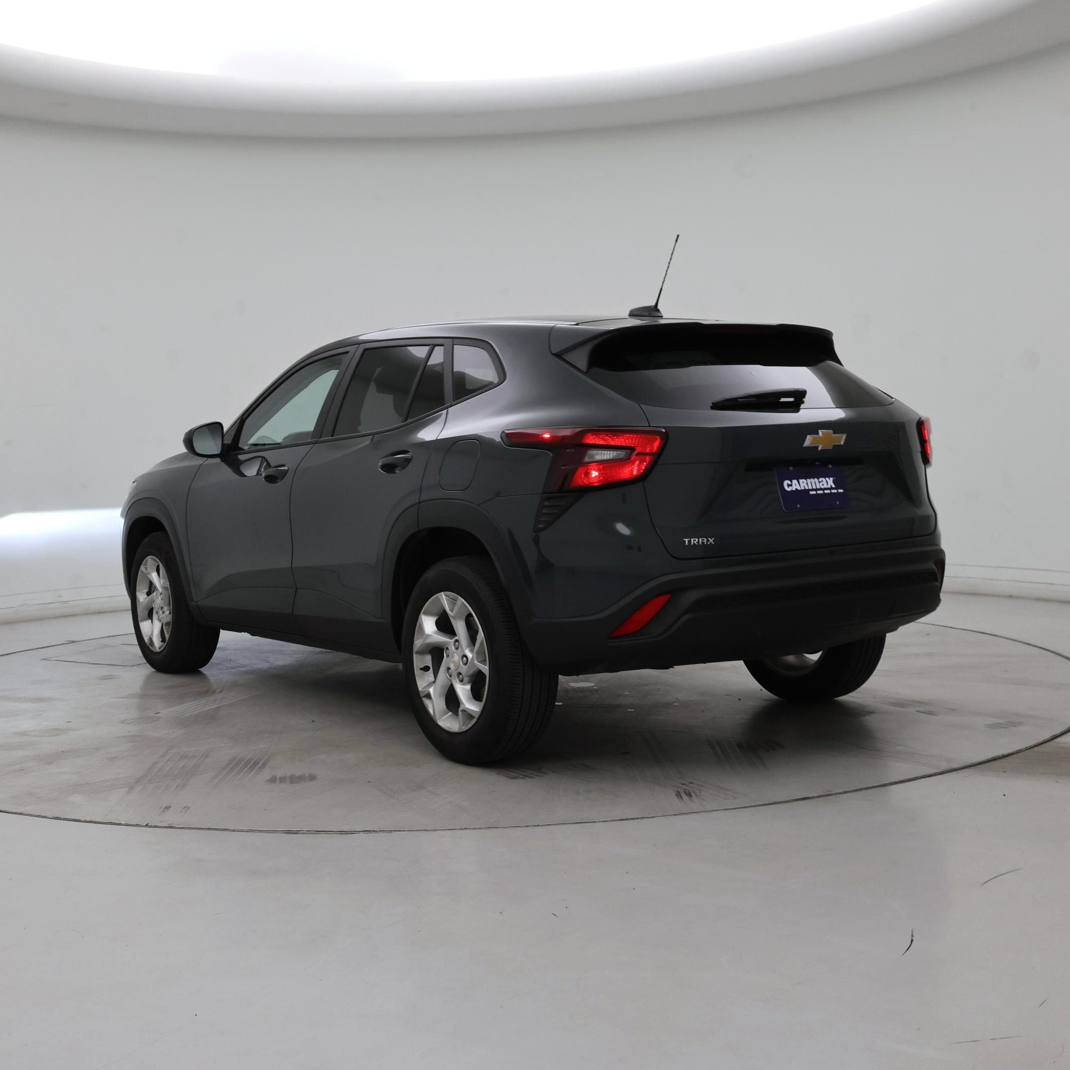 Thumbnail: 2025 Chevrolet Trax - 2