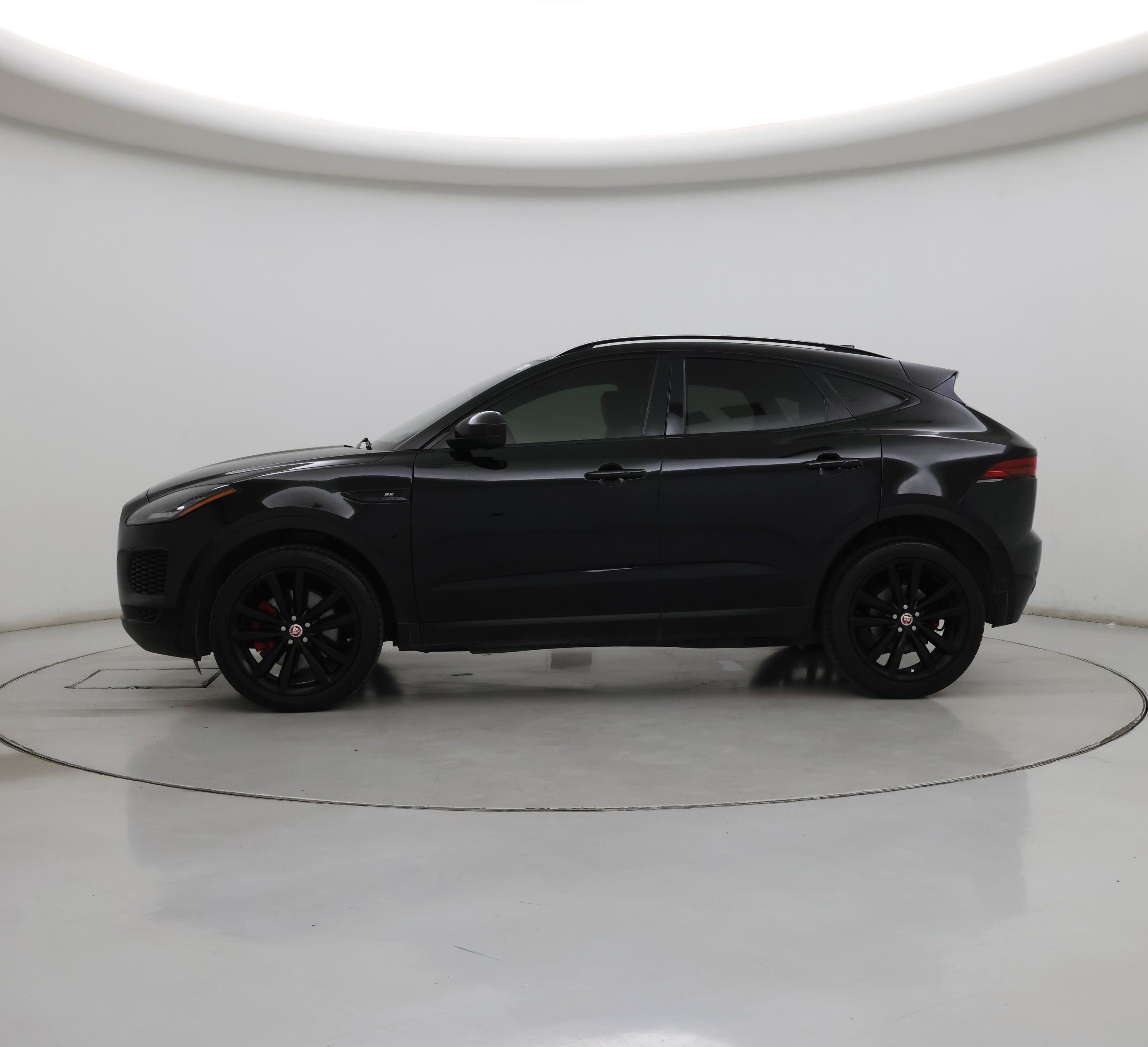 Thumbnail: 2019 Jaguar E-Pace - 3