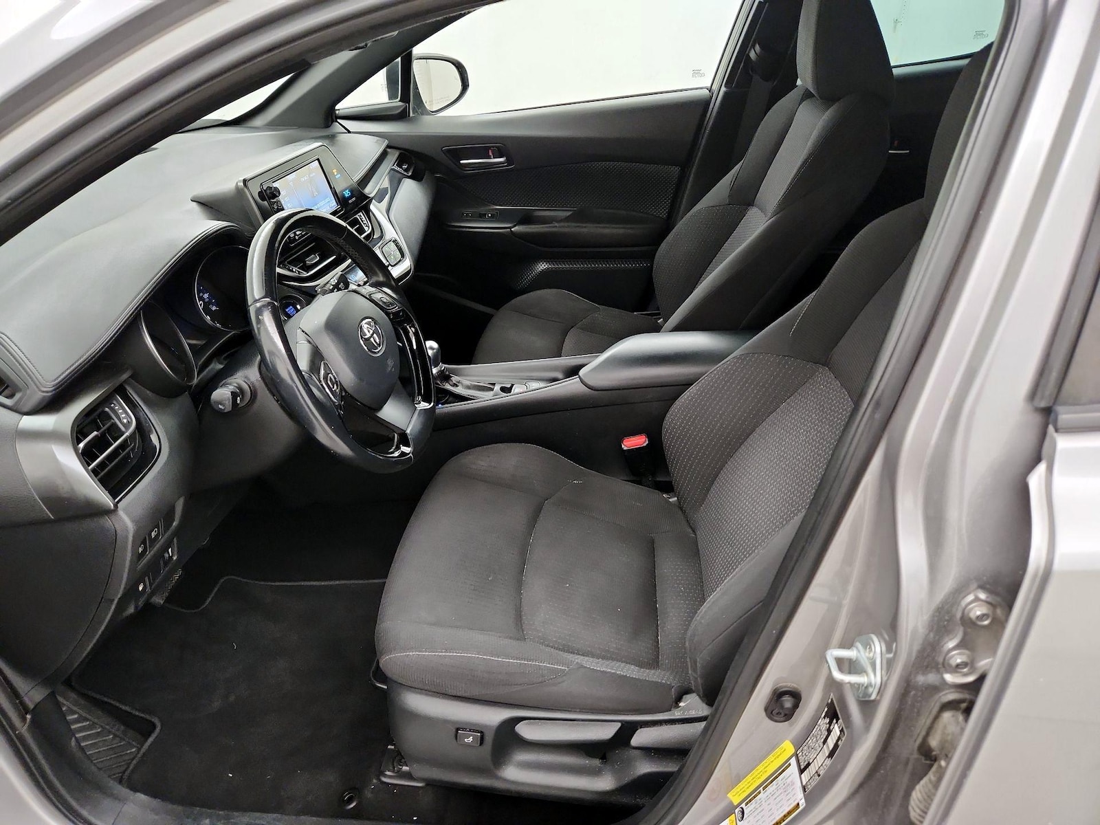 2018 Toyota C-HR XLE Premium - Photo 12