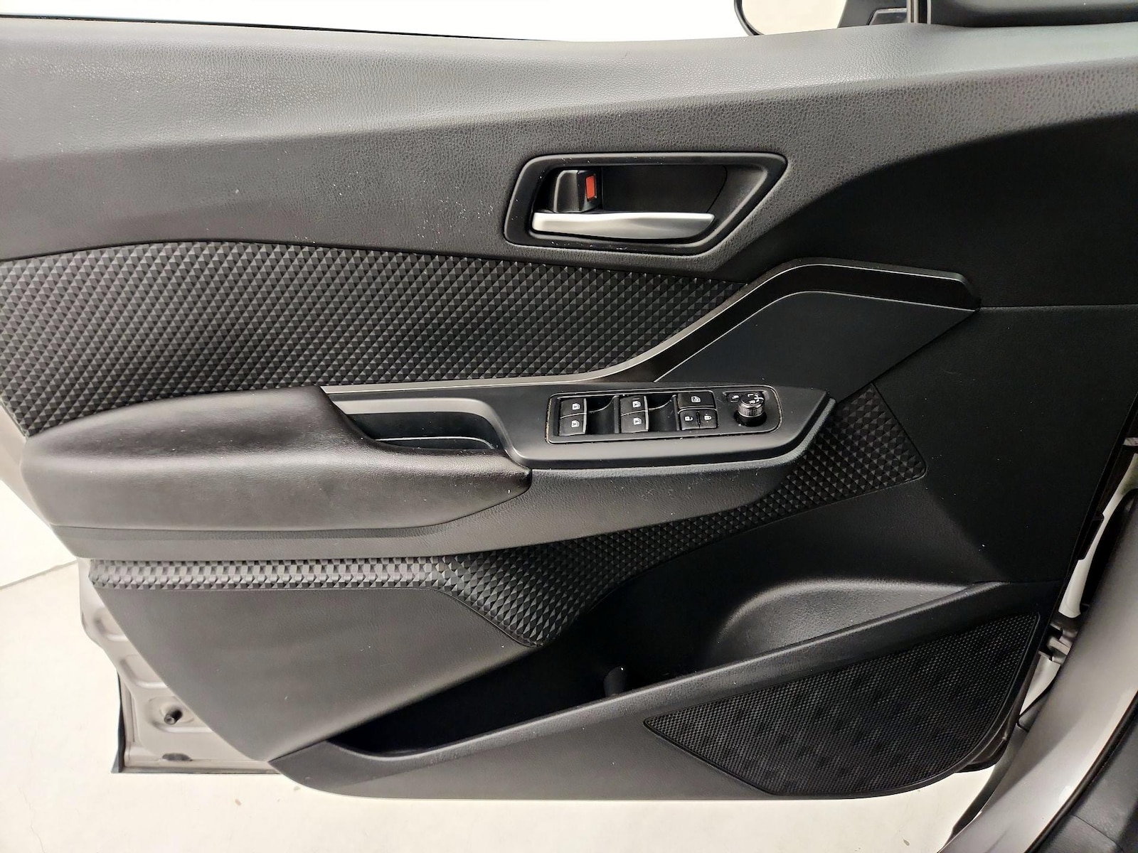 2018 Toyota C-HR XLE Premium - Photo 13