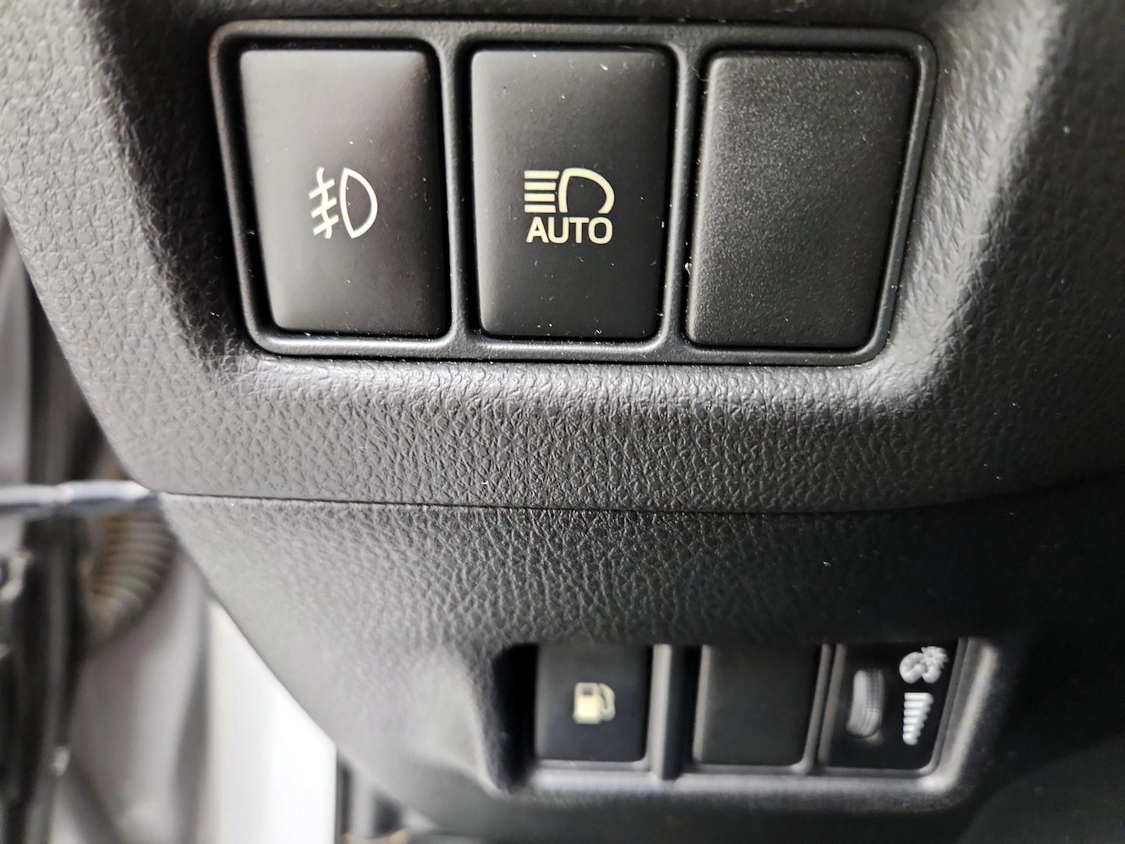 2018 Toyota C-HR XLE Premium - Photo 14