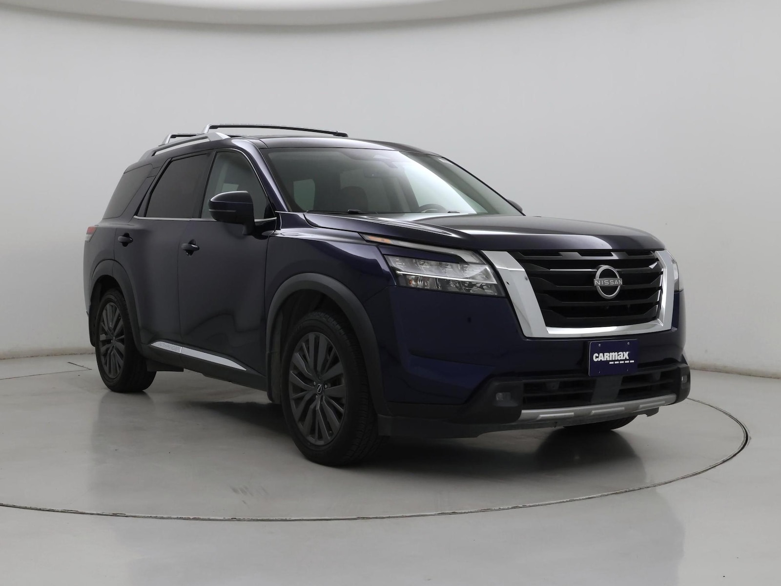 2023 Nissan Pathfinder Platinum - Photo 2