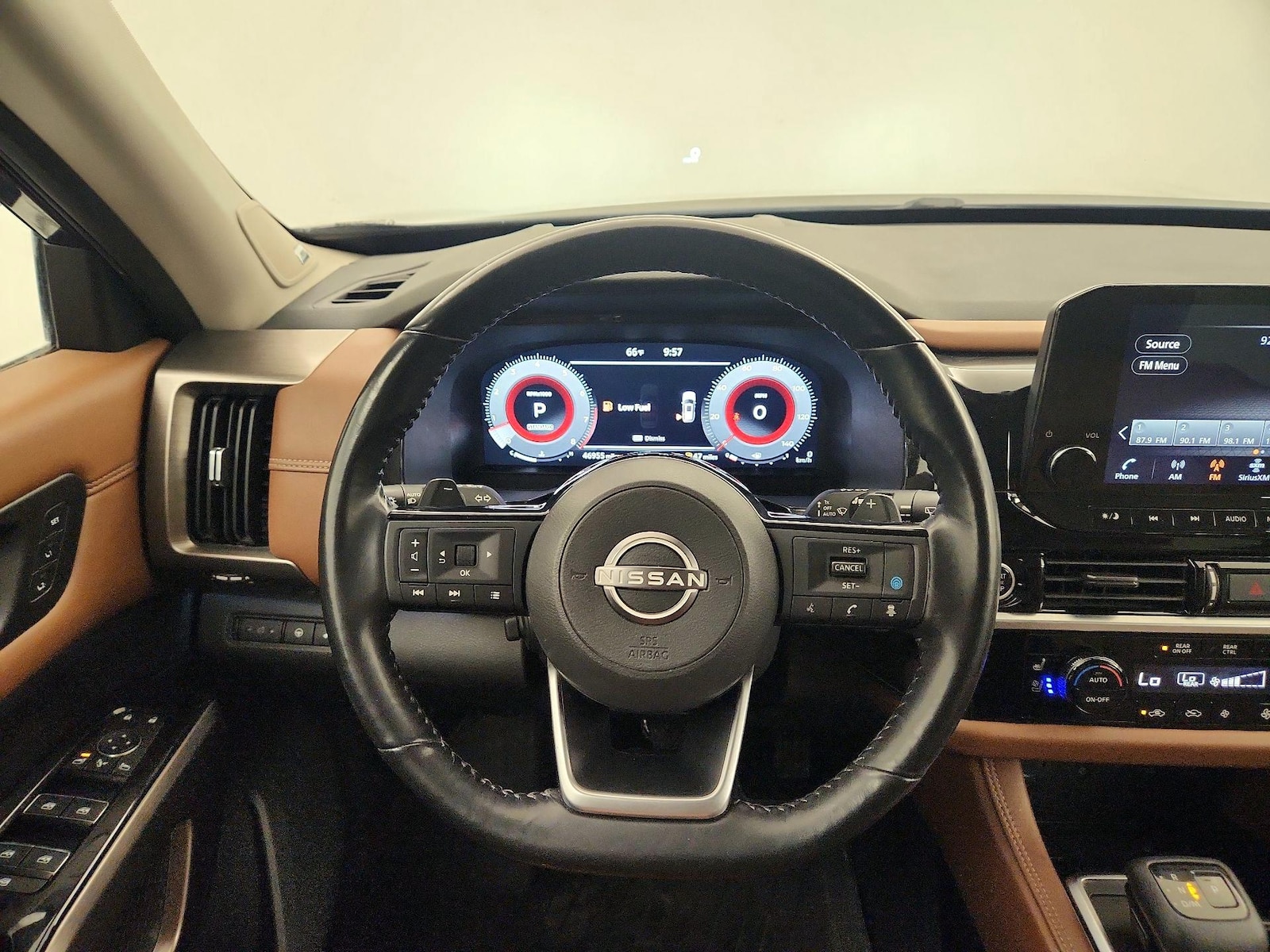2023 Nissan Pathfinder Platinum - Photo 11
